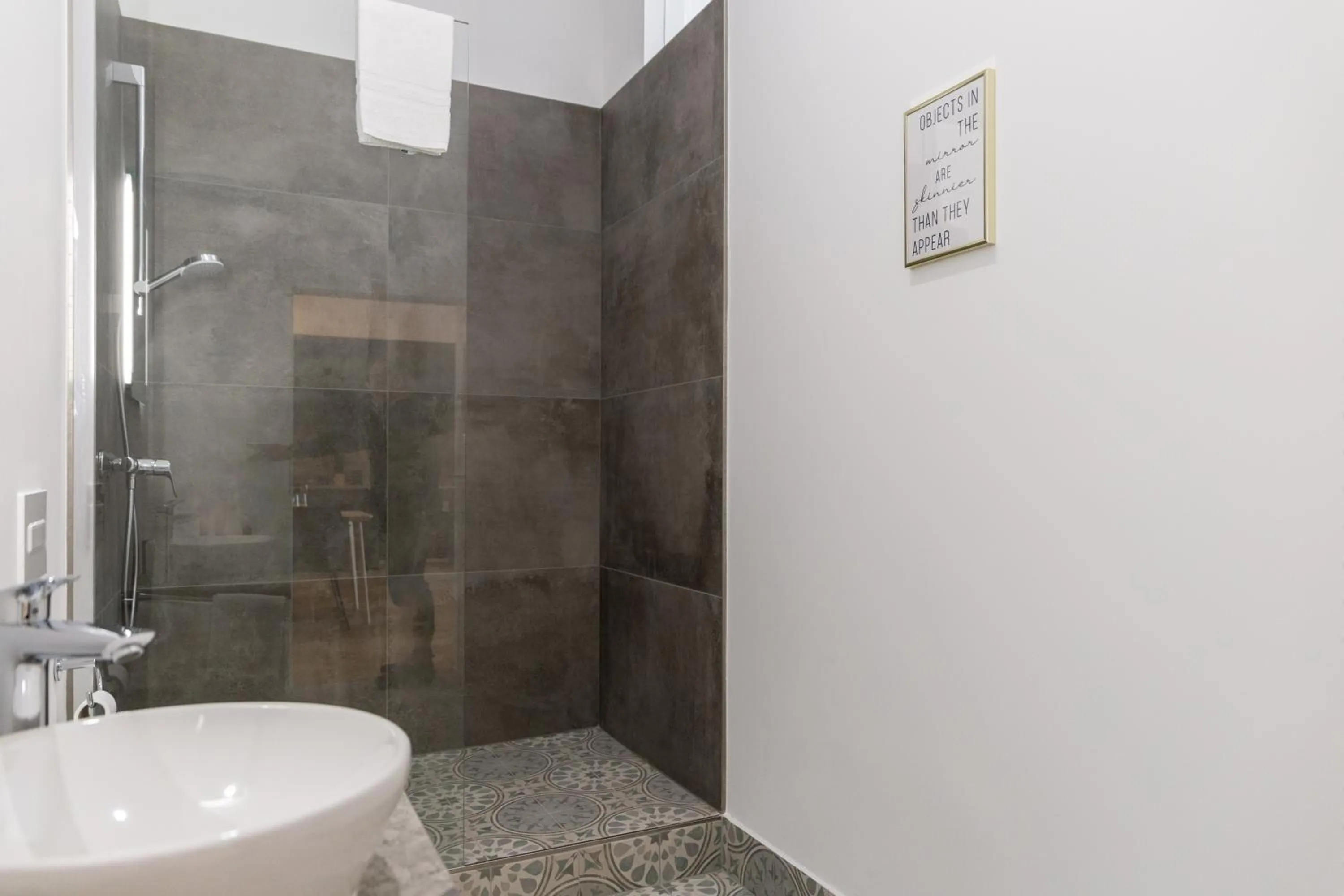 Shower in living TIMELESS - Adler Apartments Sasbachwalden