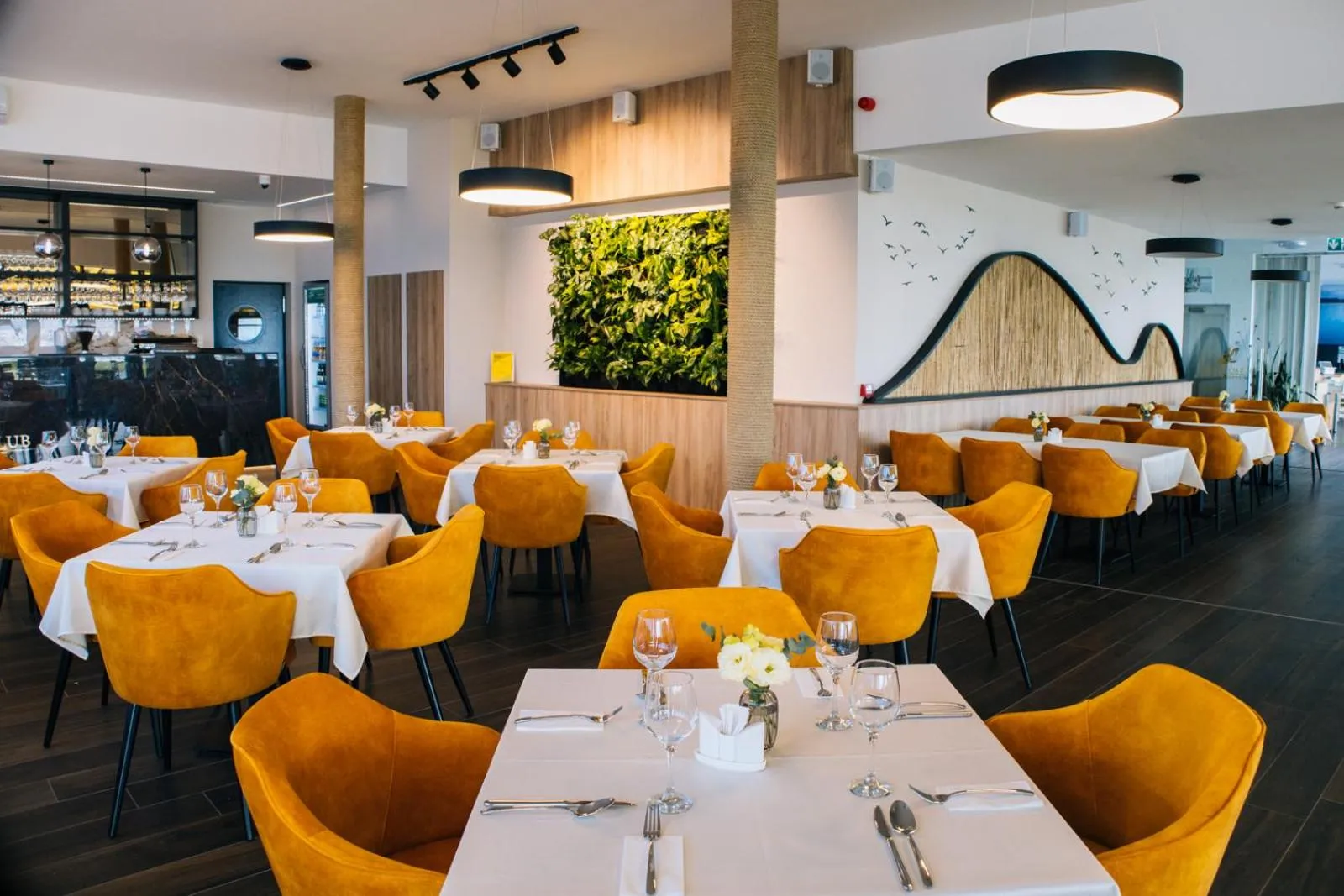 Restaurant/places to eat in BL Garden Panzió