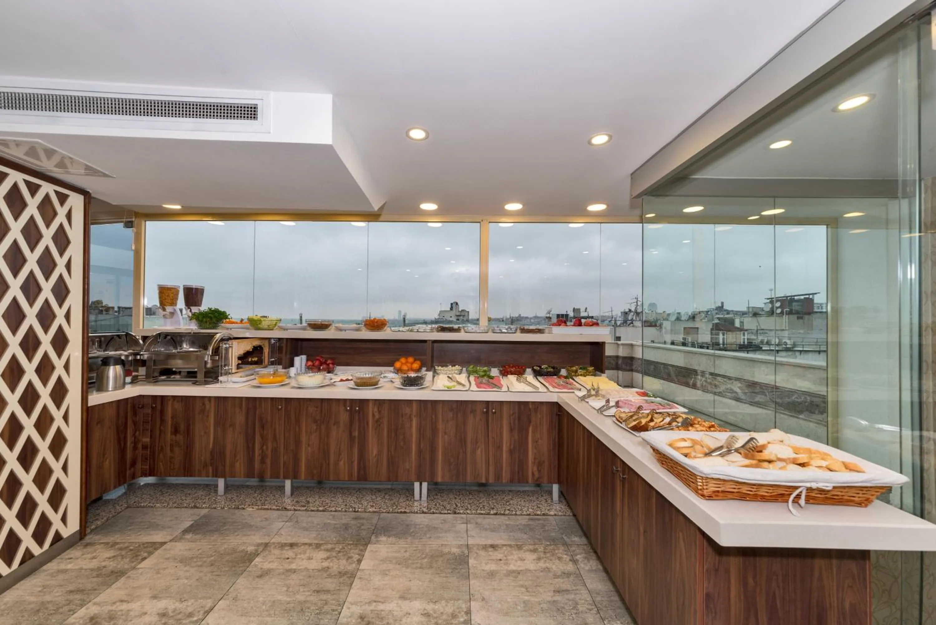 Breakfast in Marcello Hotel