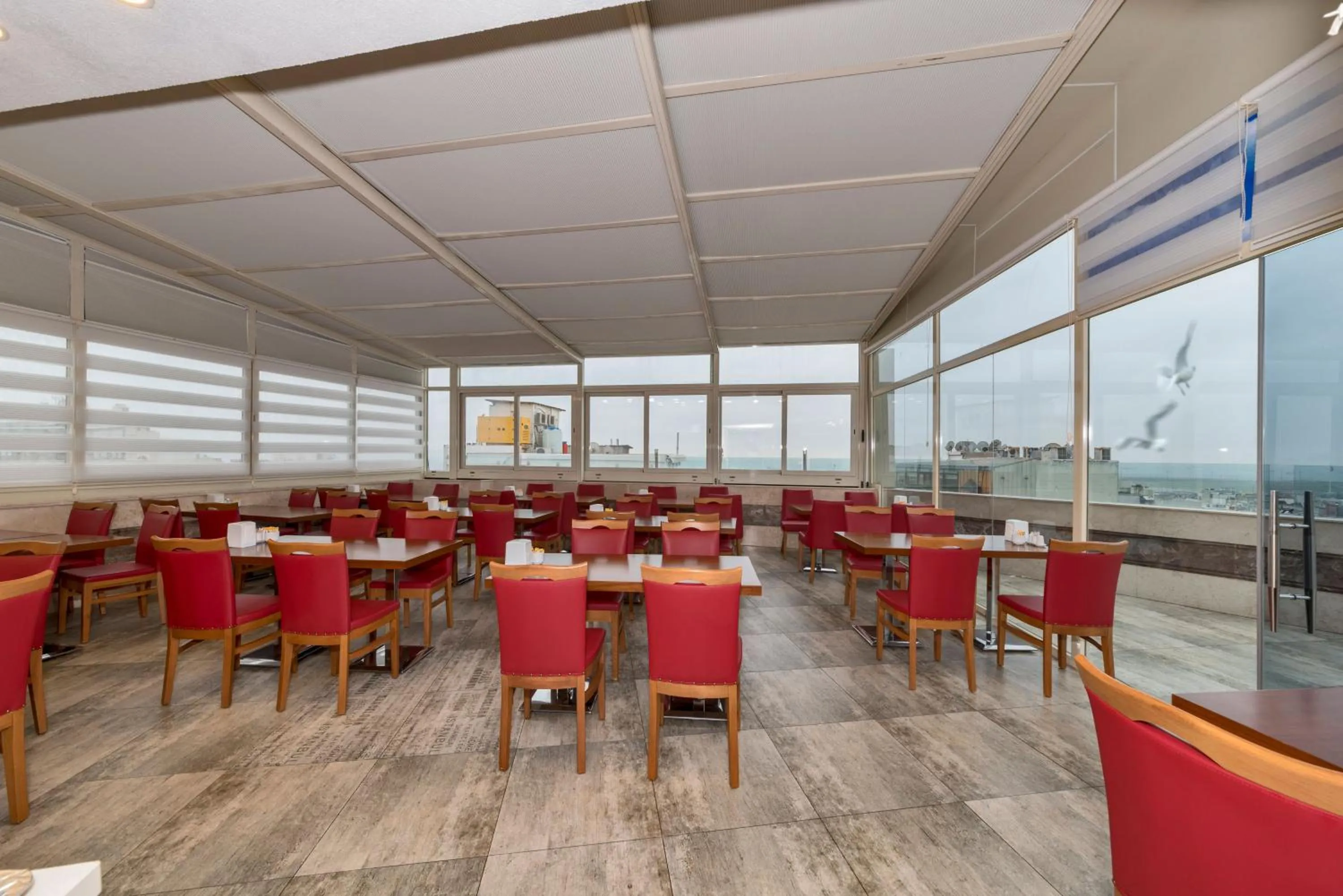 Restaurant/places to eat in Marcello Hotel