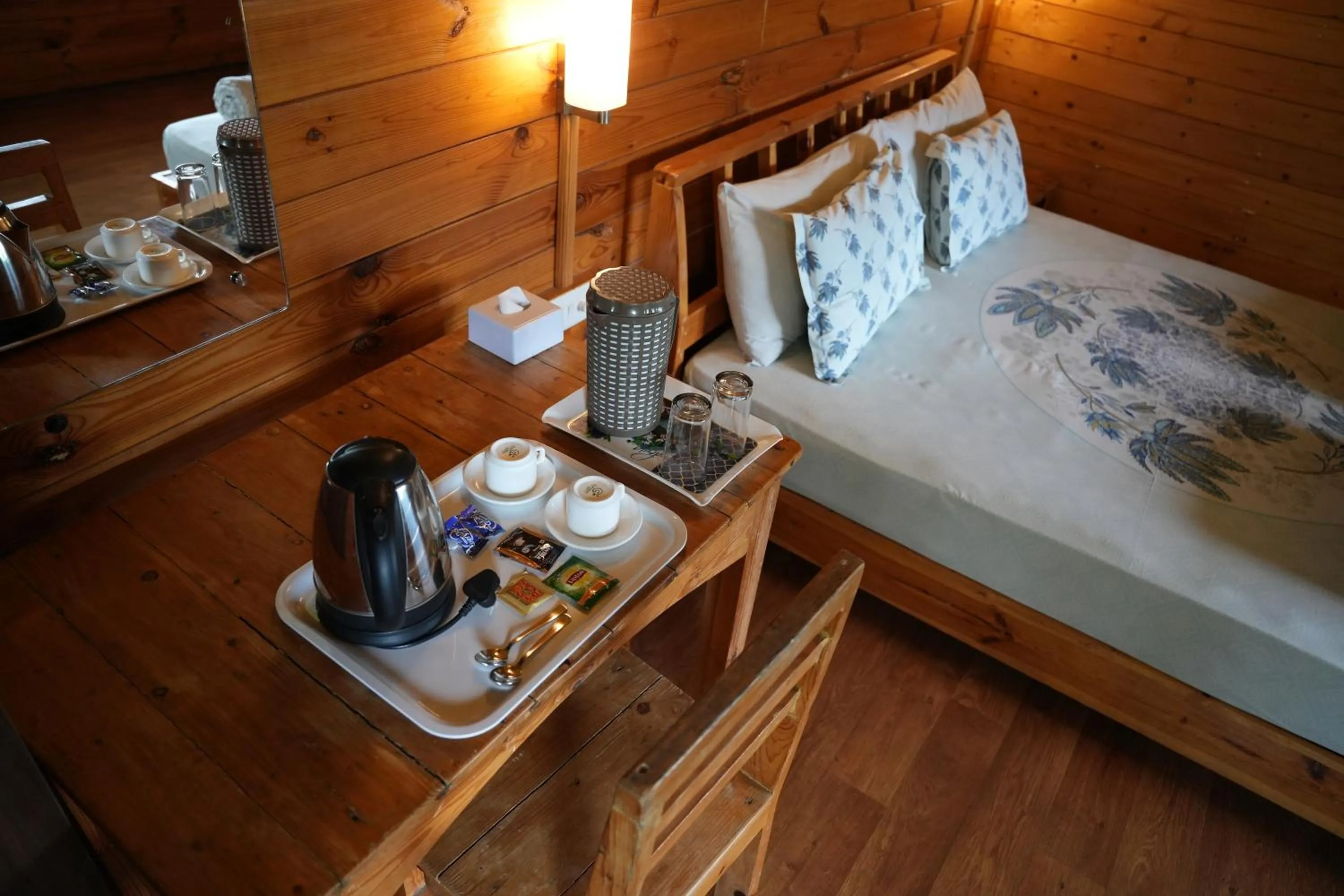 Bed in labdhi Resorts Masinagudi- Stag Groups not allowed