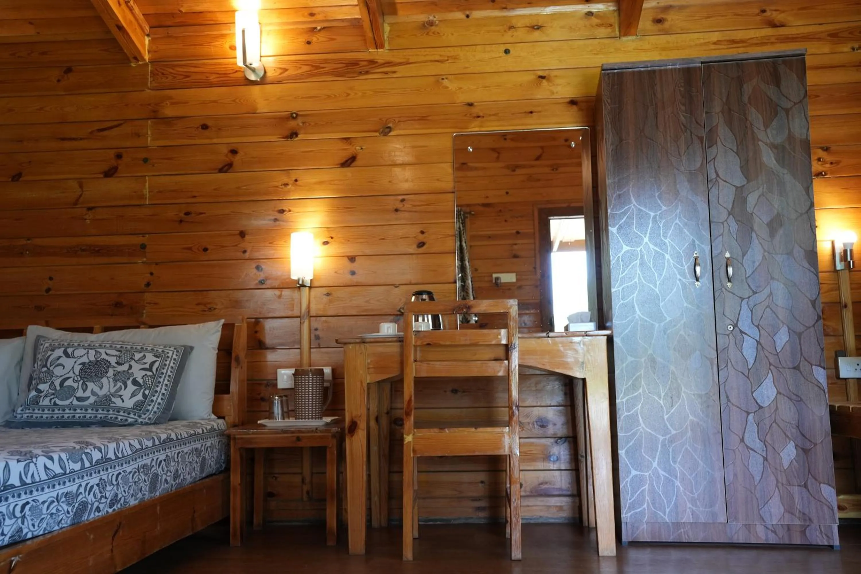 Photo of the whole room in labdhi Resorts Masinagudi- Stag Groups not allowed