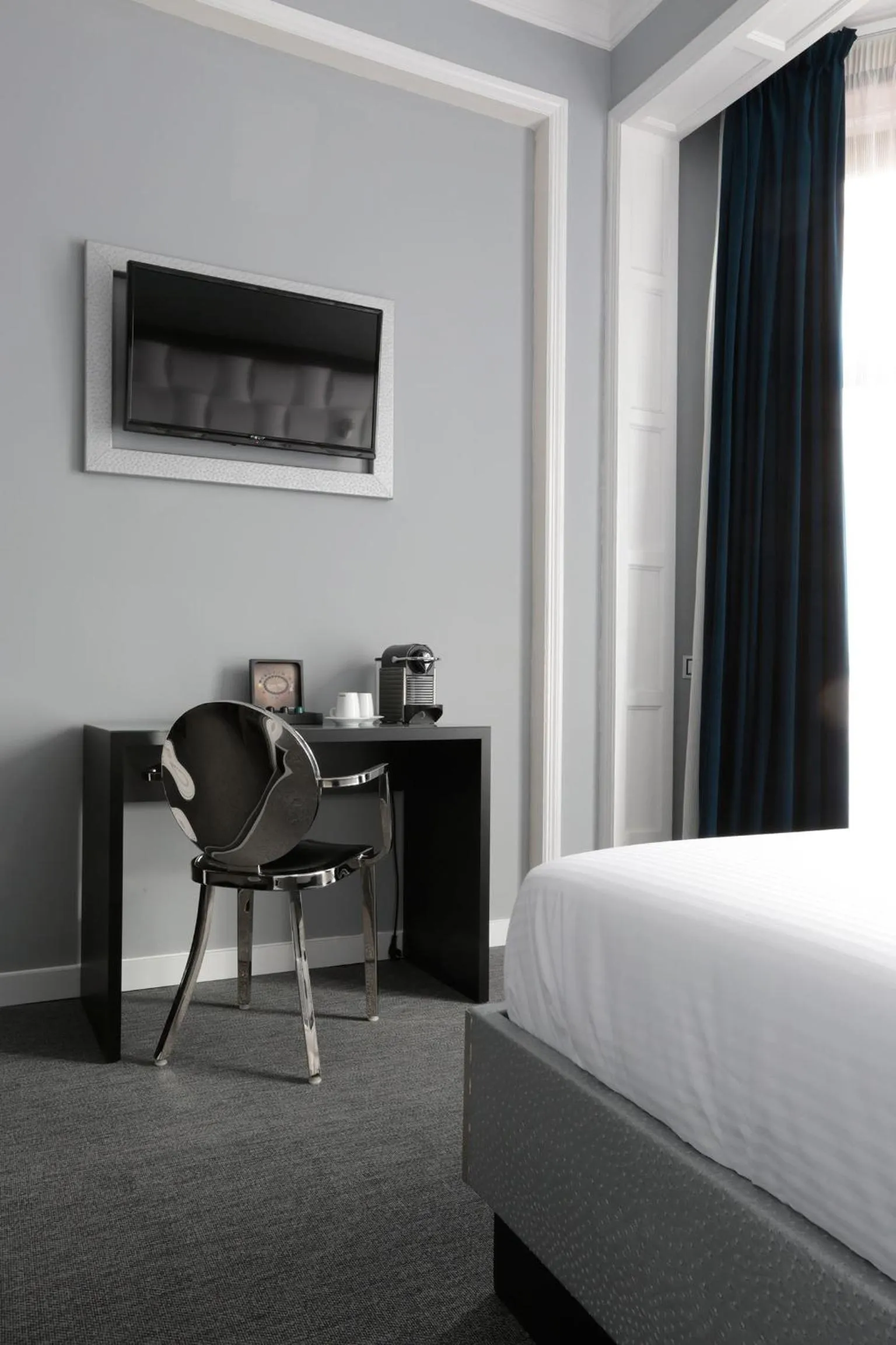 TV and multimedia, Bed in Amra Barcelona Gran Via