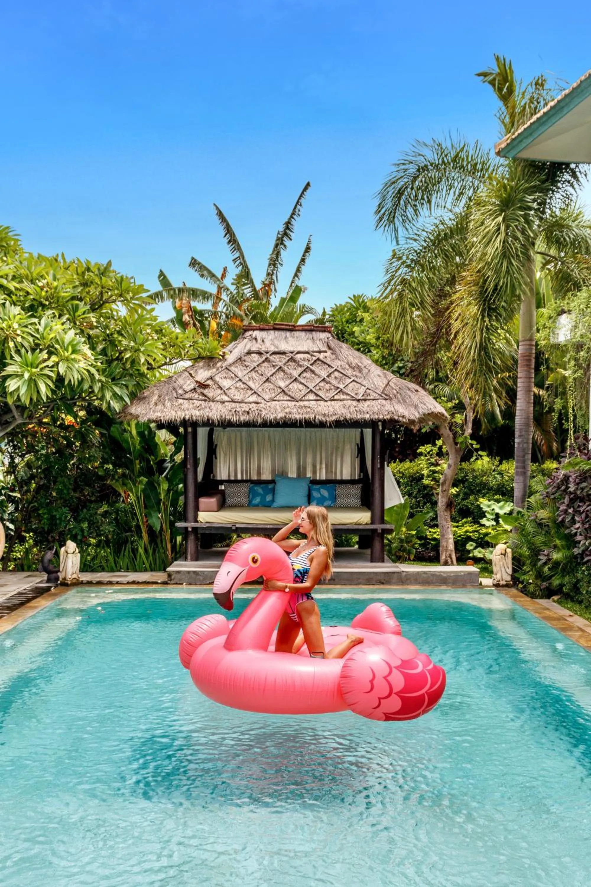 Swimming pool in Mayo Resort