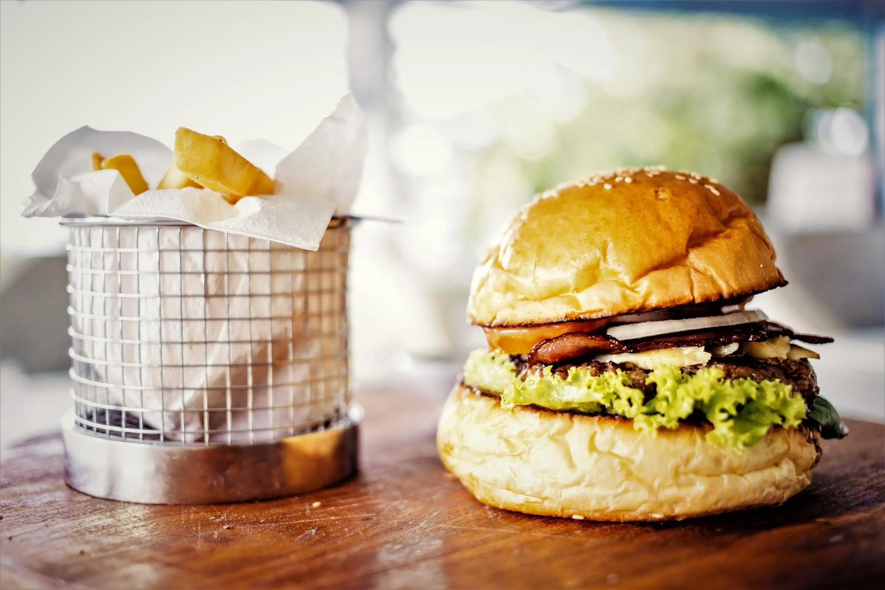 Restaurant/places to eat in Mayo Resort