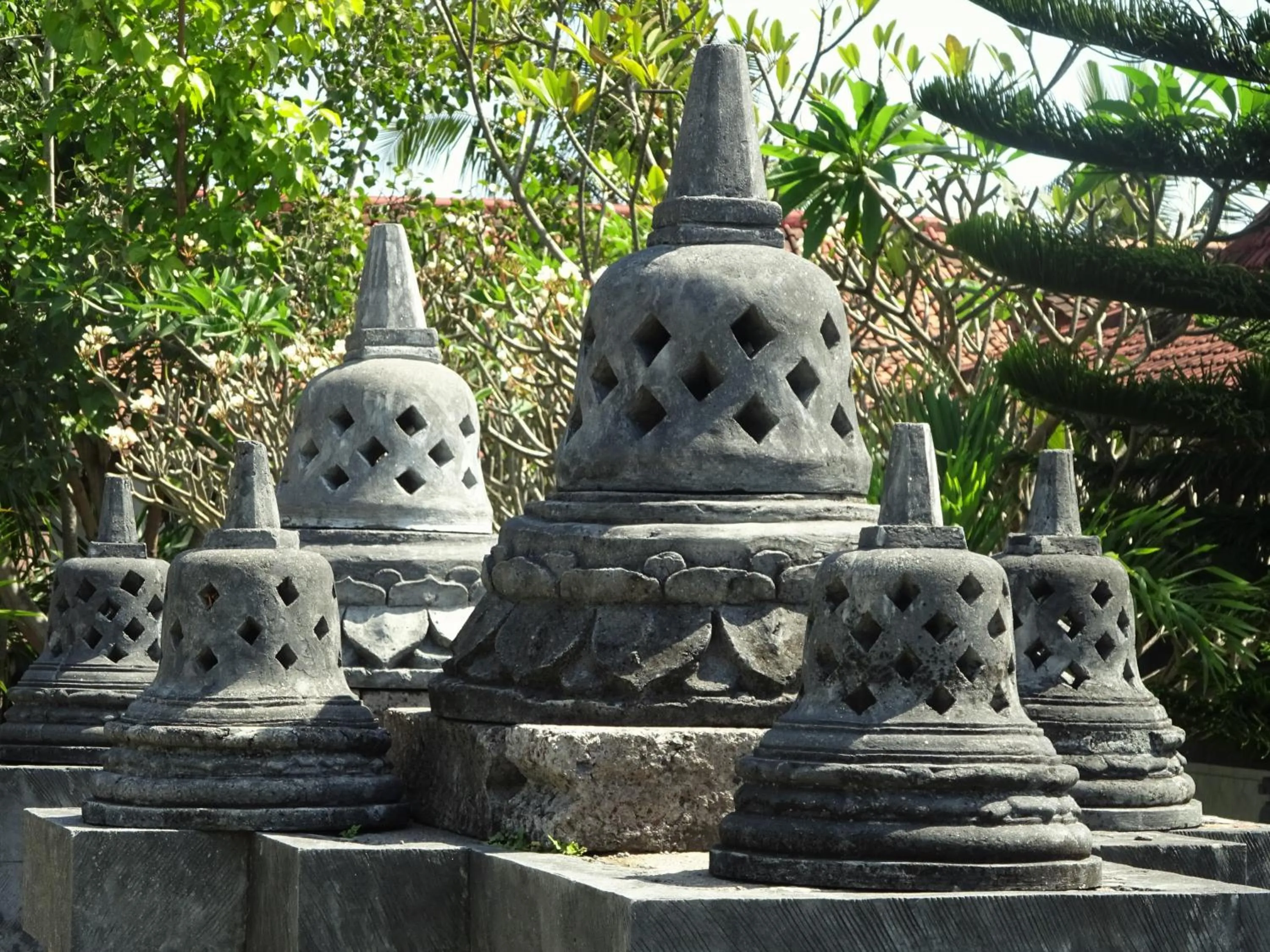 Nearby landmark in Mayo Resort