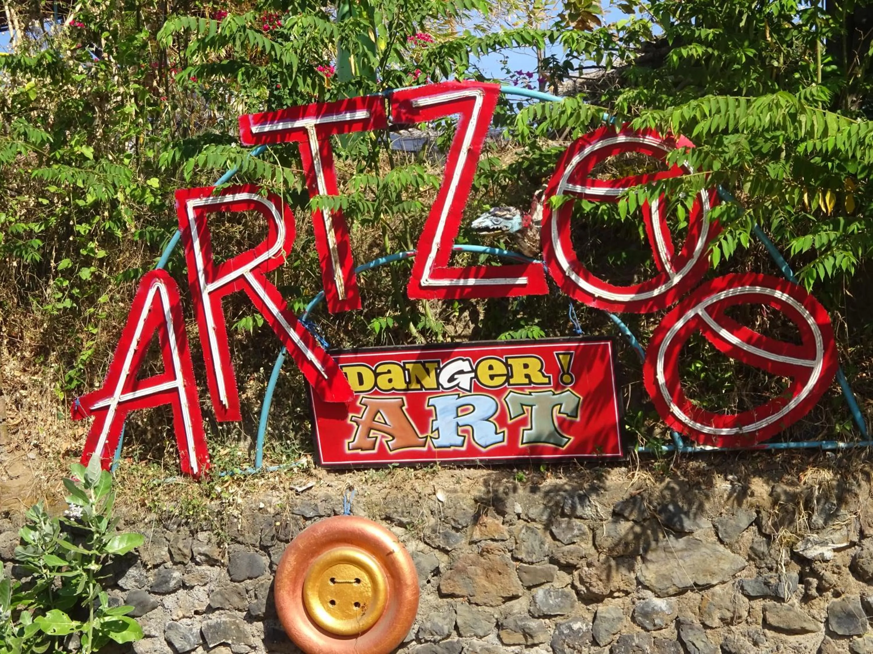 Nearby landmark in Mayo Resort