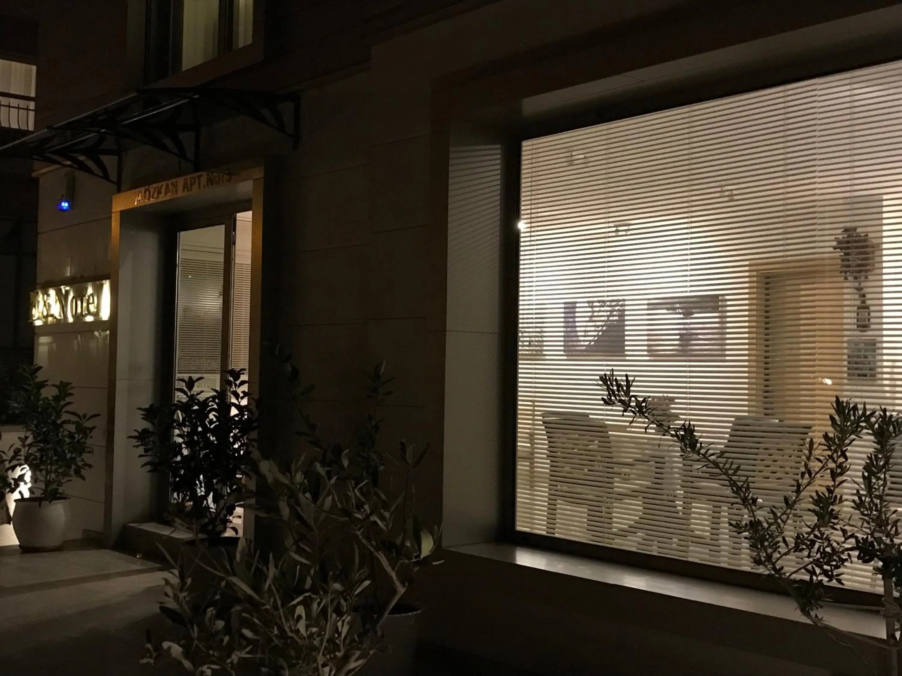 Facade/entrance in EVN Hotel