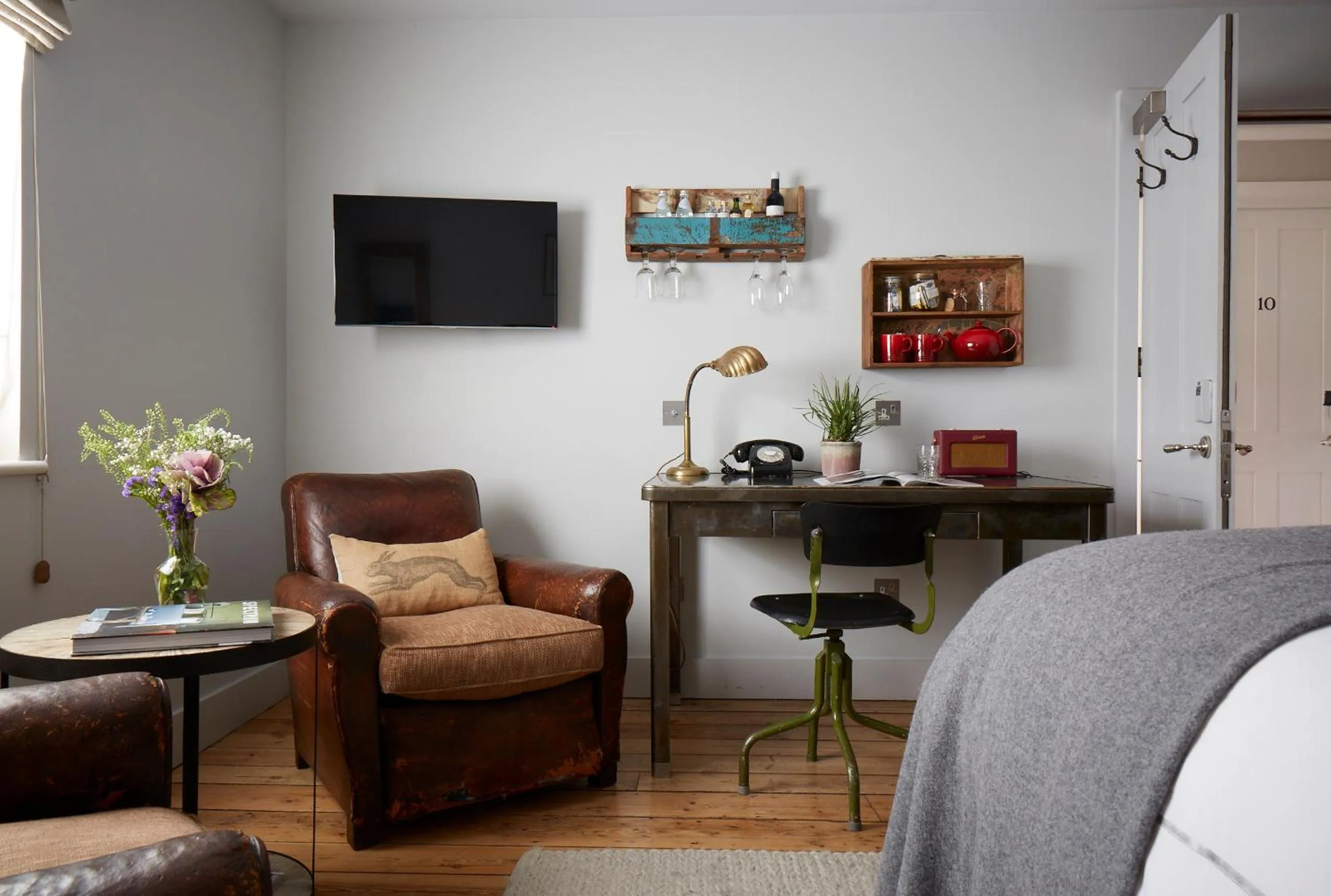 Seating area in Artist Residence London
