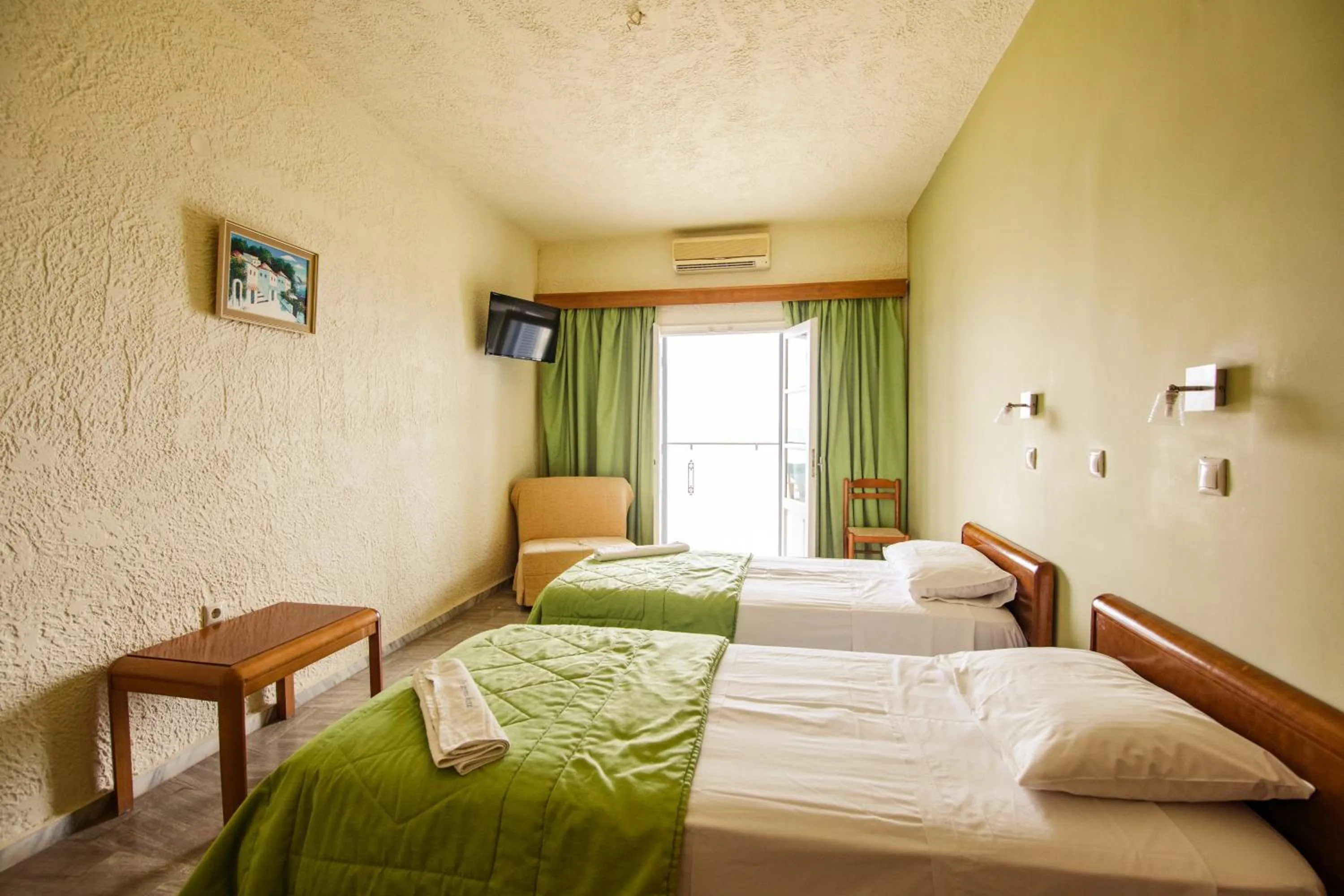 Bed in Hotel Philoxenia