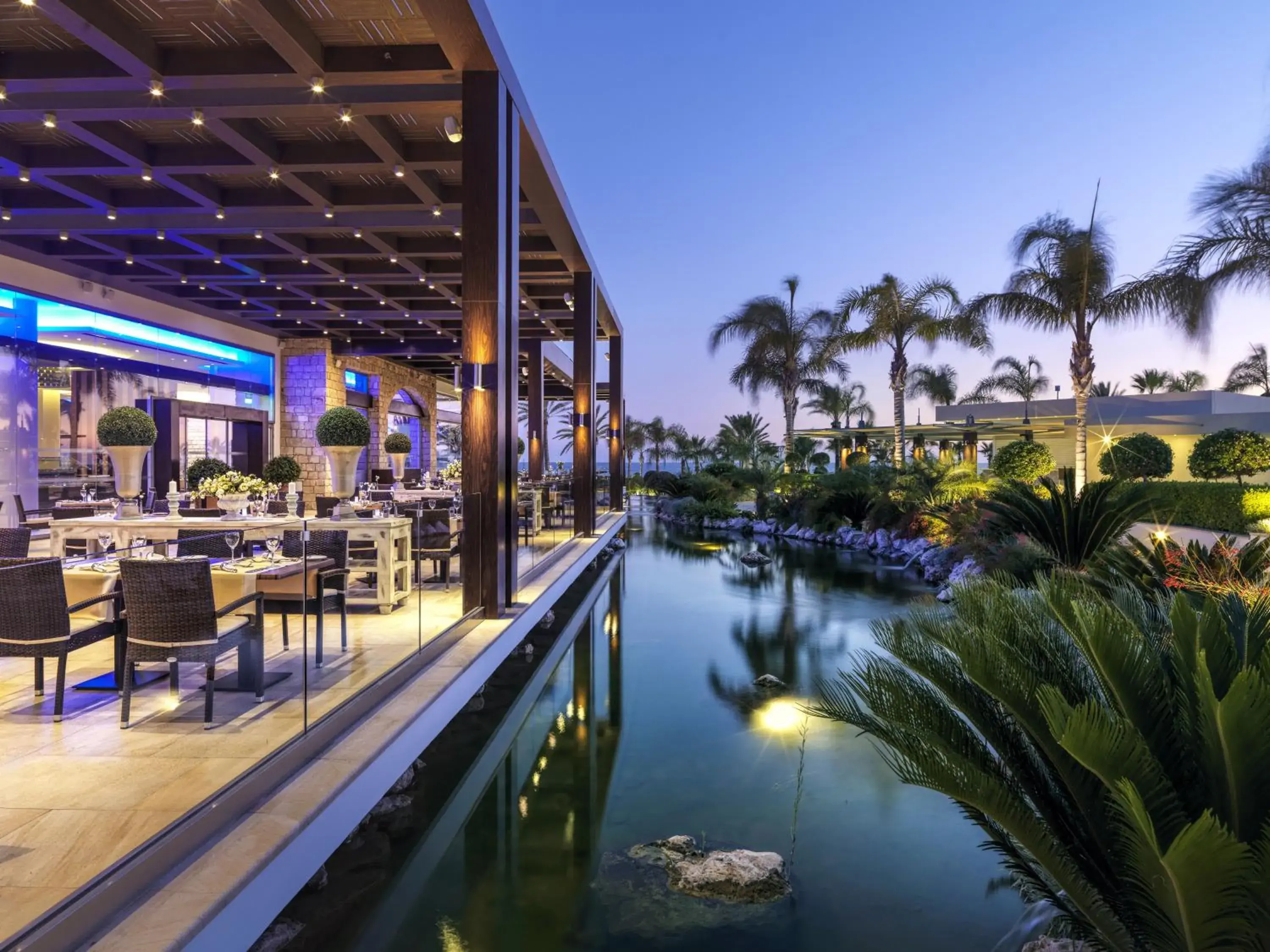 Restaurant/places to eat in Olympic Lagoon Resort Paphos Restaurant/places to eat in Olympic Lagoon Resort Paphos