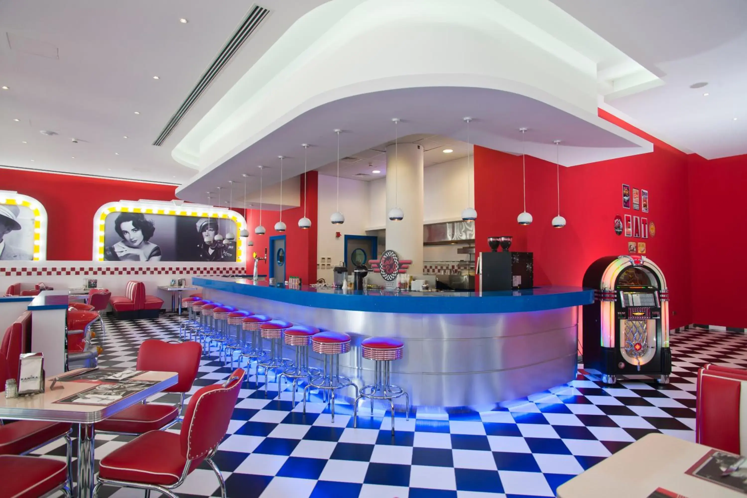 Restaurant/places to eat in Olympic Lagoon Resort Paphos Restaurant/places to eat in Olympic Lagoon Resort Paphos