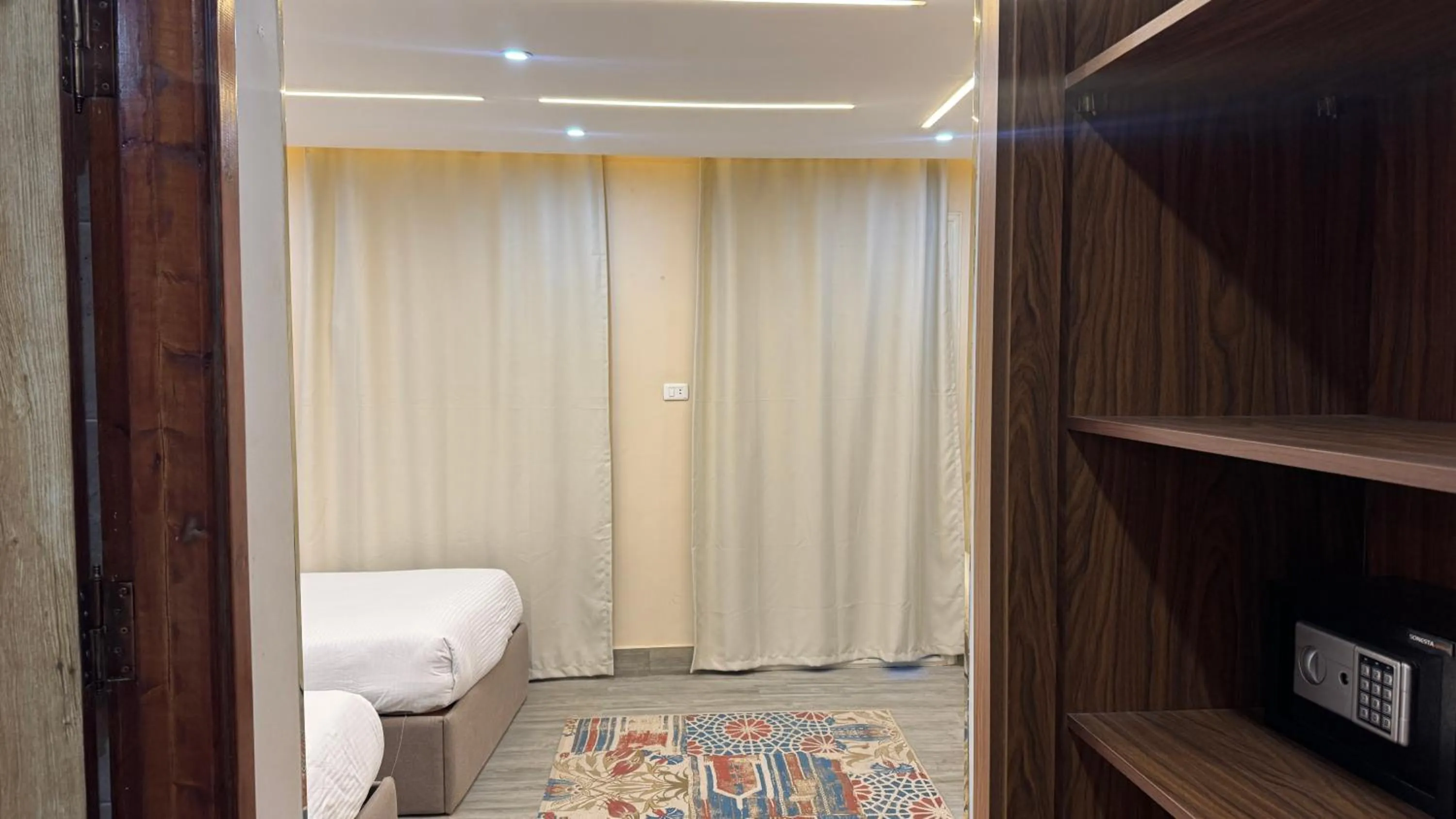 Bed in Pyramids Hotel