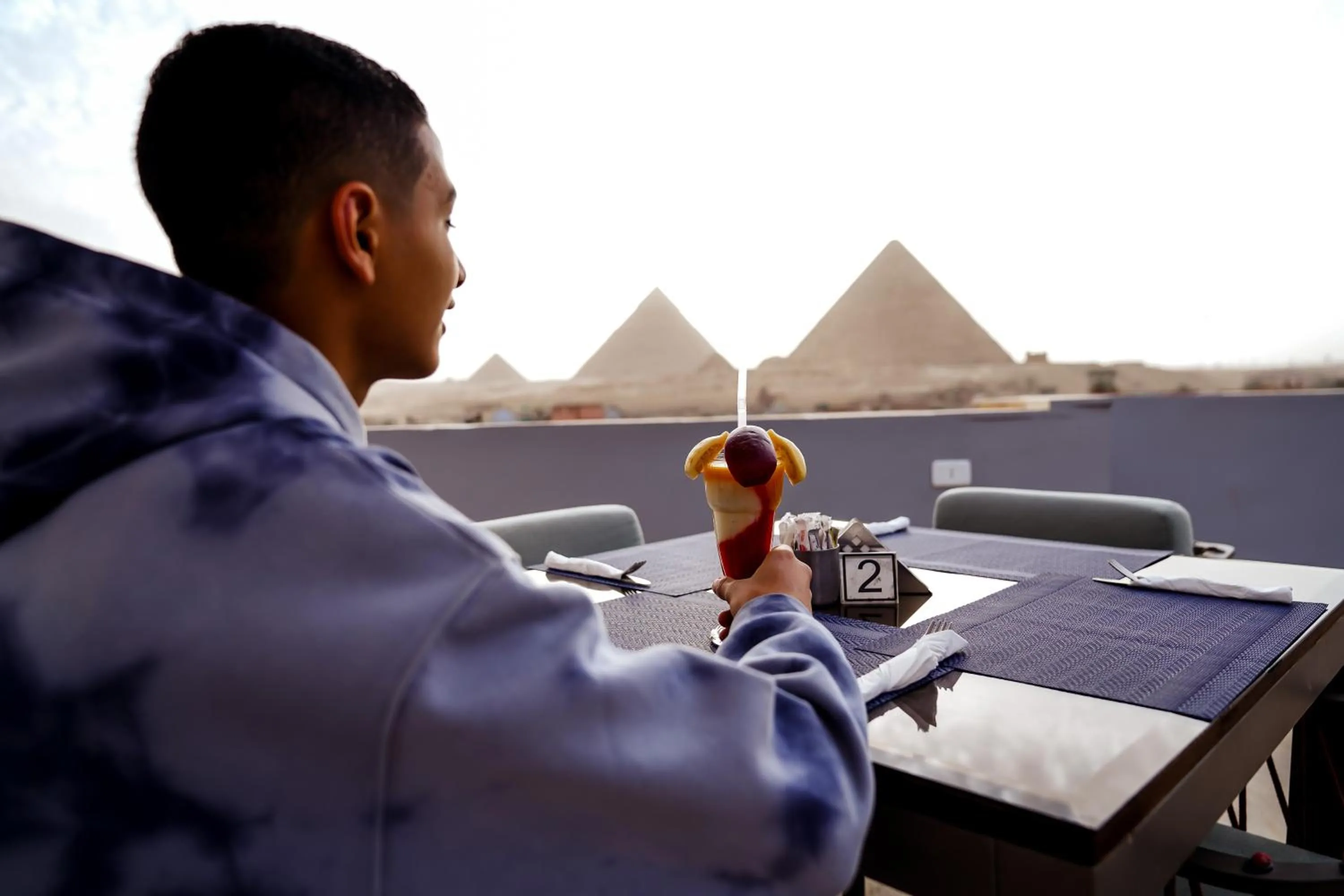 Restaurant/places to eat in Pyramids Hotel