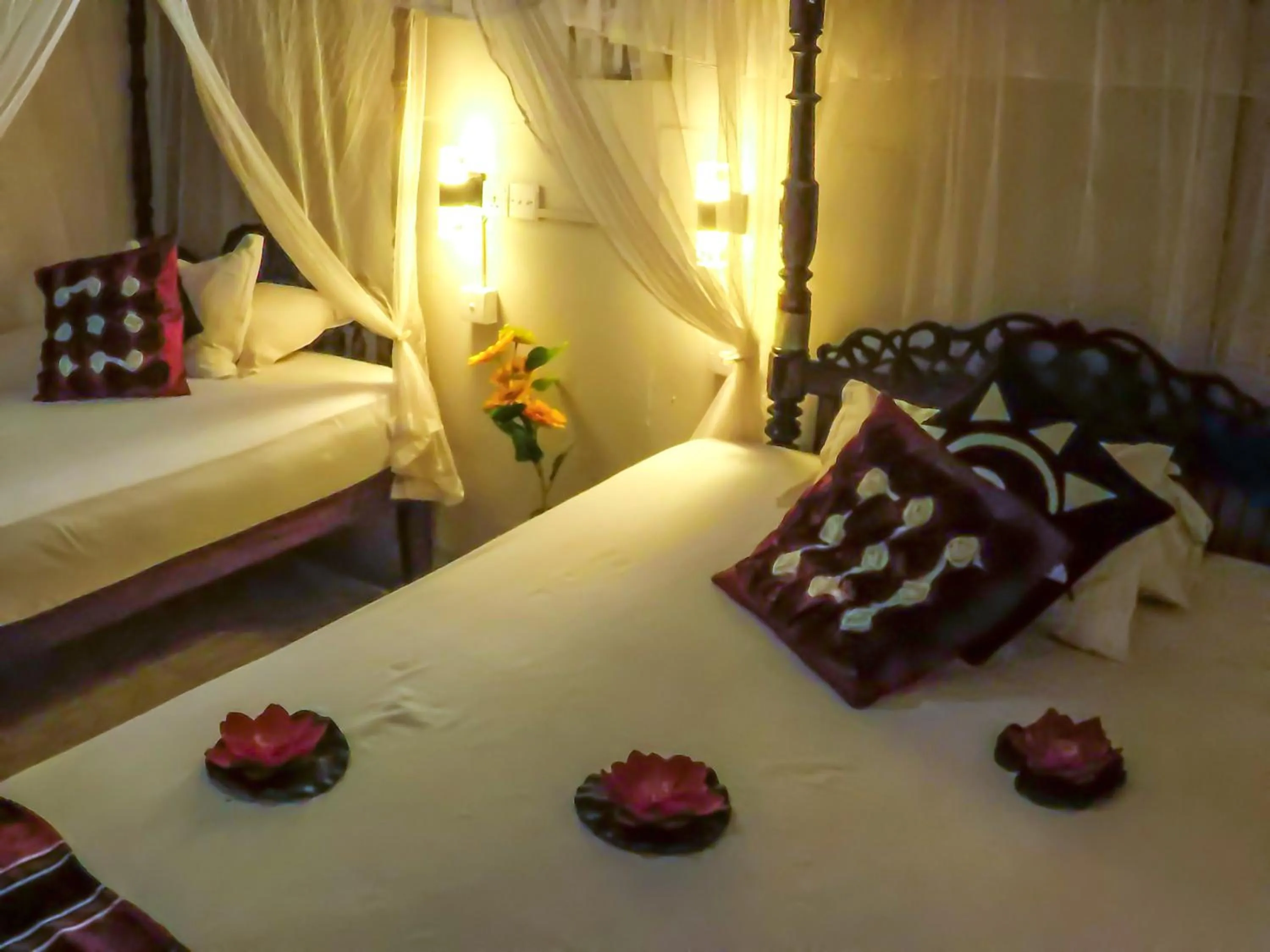 Bed in Wijenayake's - Beach Haven Guest House - Galle Fort