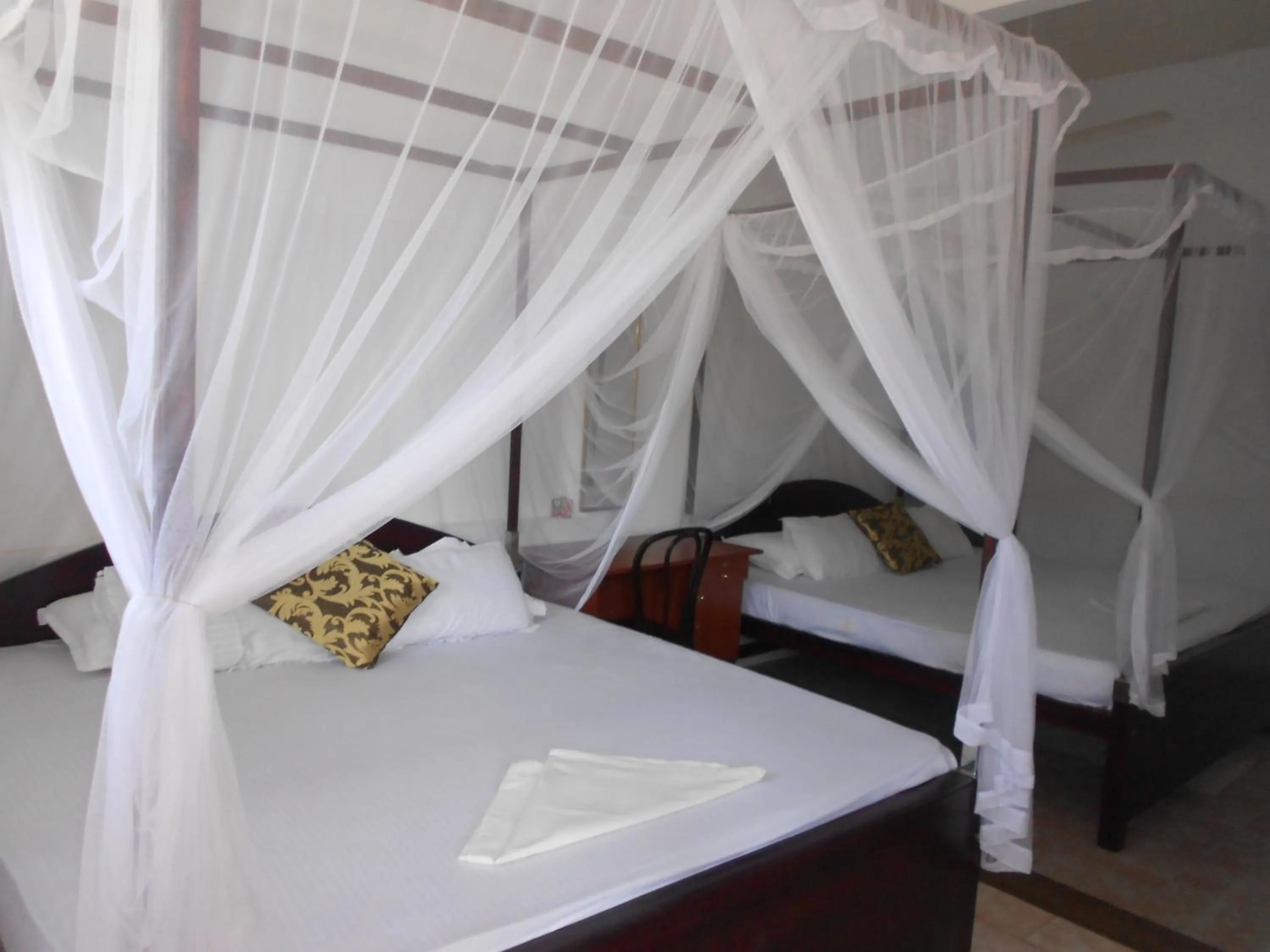 Bed in Wijenayake's - Beach Haven Guest House - Galle Fort