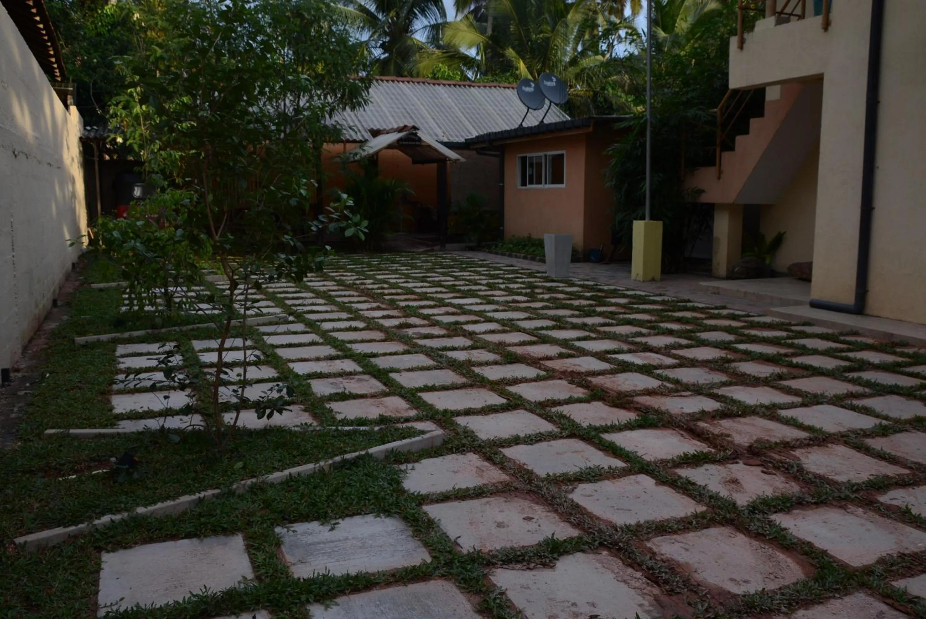 Garden view in Hotel Thilon