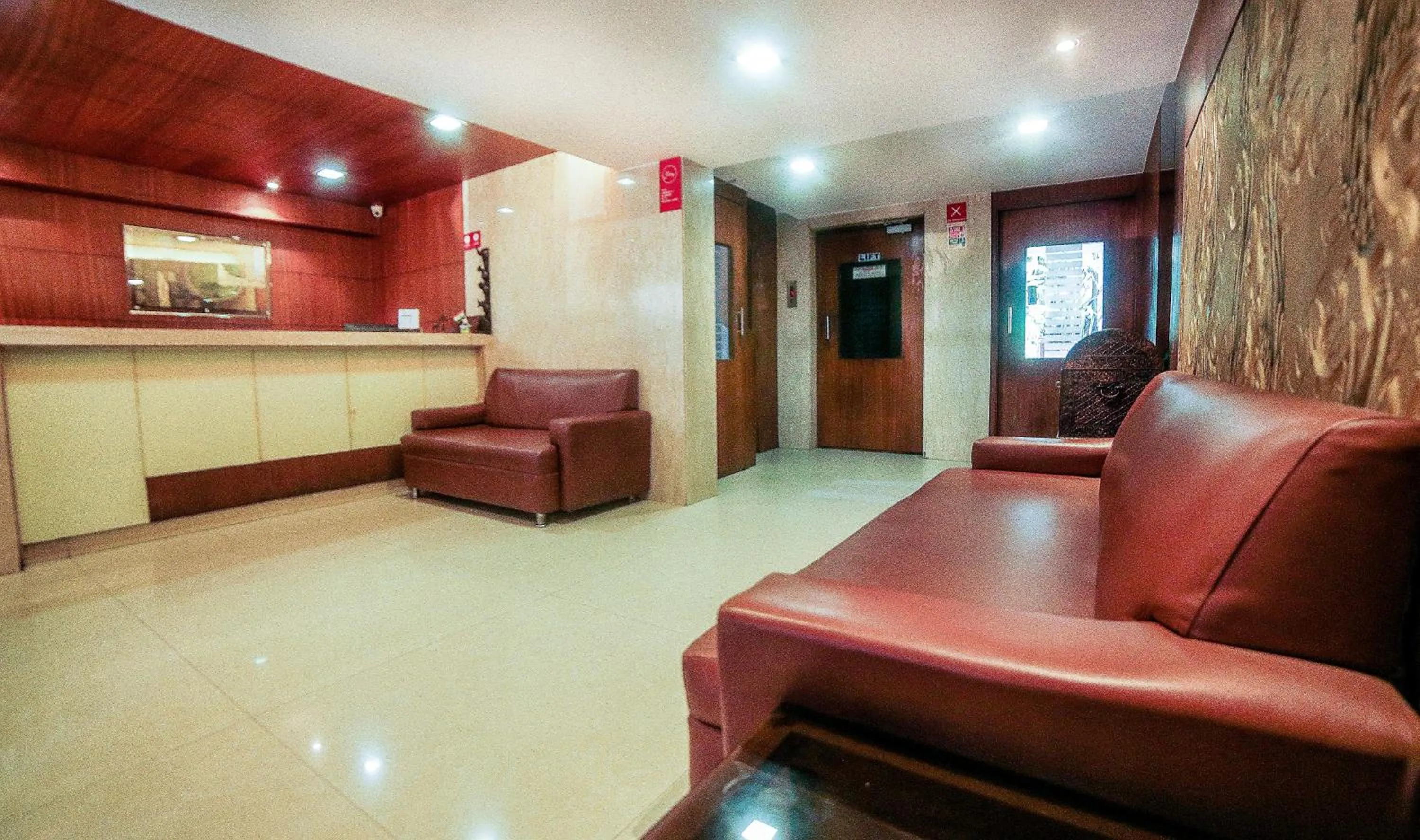 Lobby or reception in Hotel Lucky Bandra