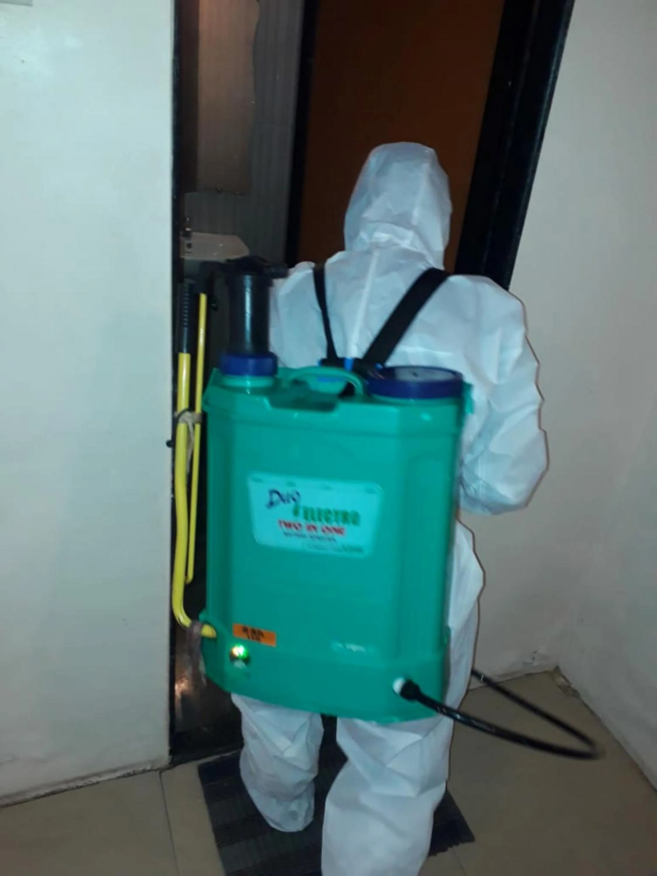 Bathroom in Hotel Lucky Bandra