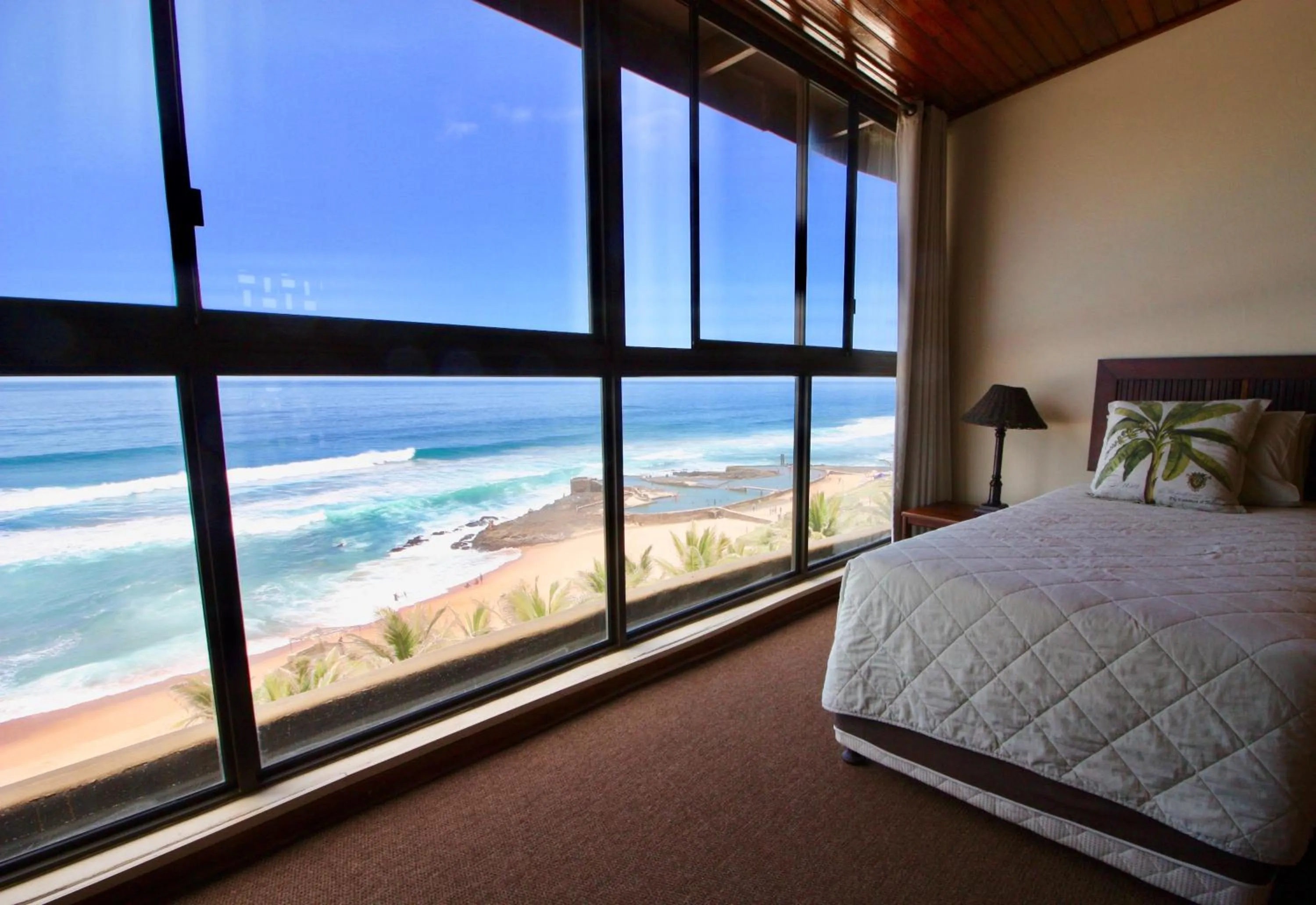 Sea view, Bed in Salt Rock Hotel and Beach Resort