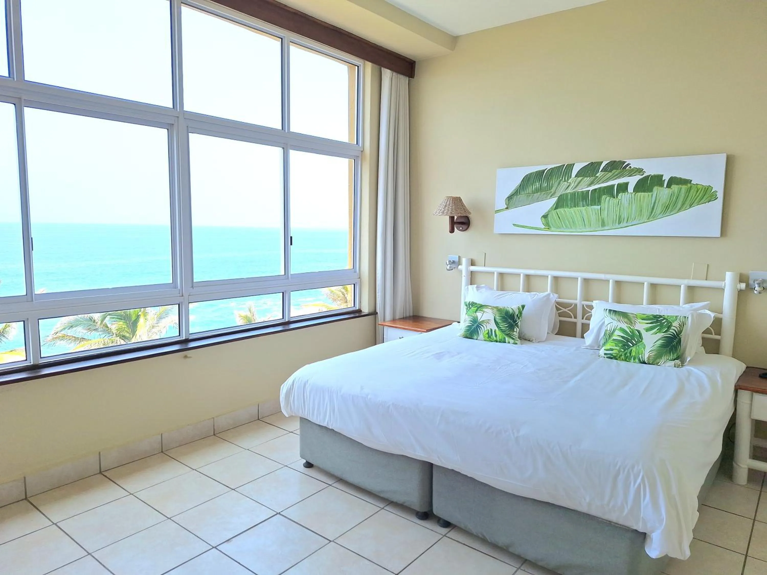 Bedroom, Bed in Salt Rock Hotel and Beach Resort
