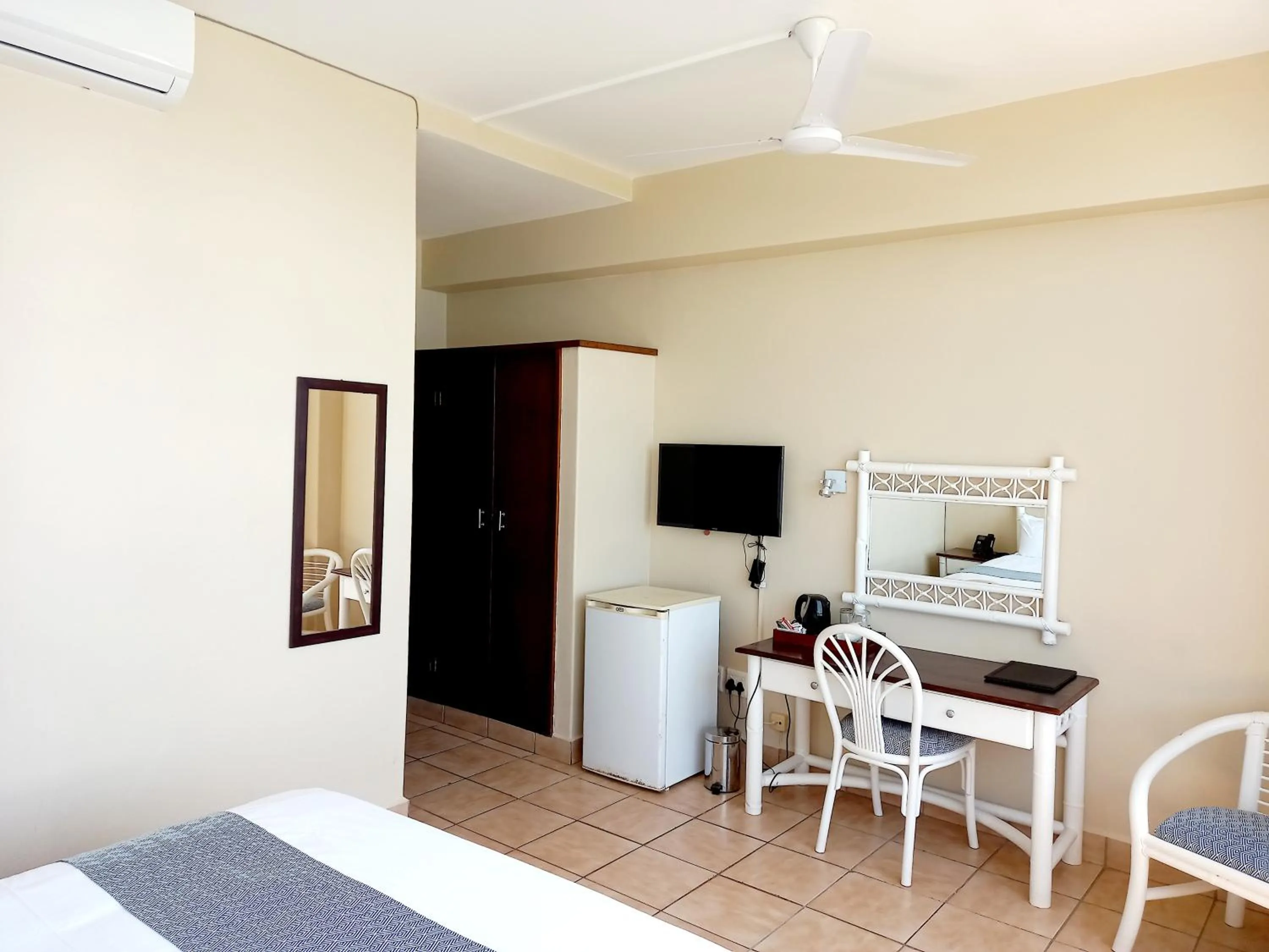 Salt Rock Hotel and Beach Resort