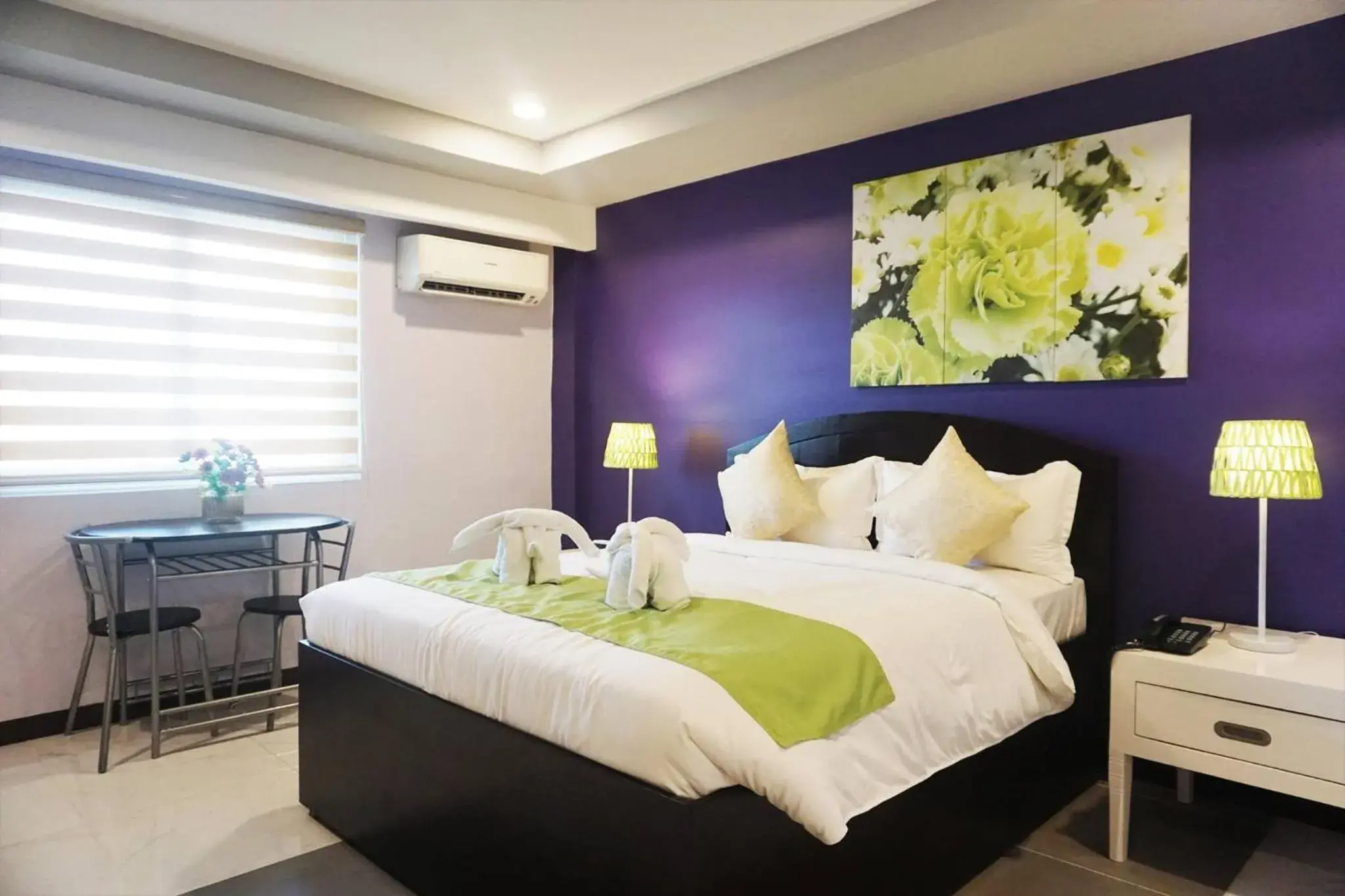 Superior Queen Room in AMORE HOTEL MANILA Superior Queen Room in AMORE HOTEL MANILA