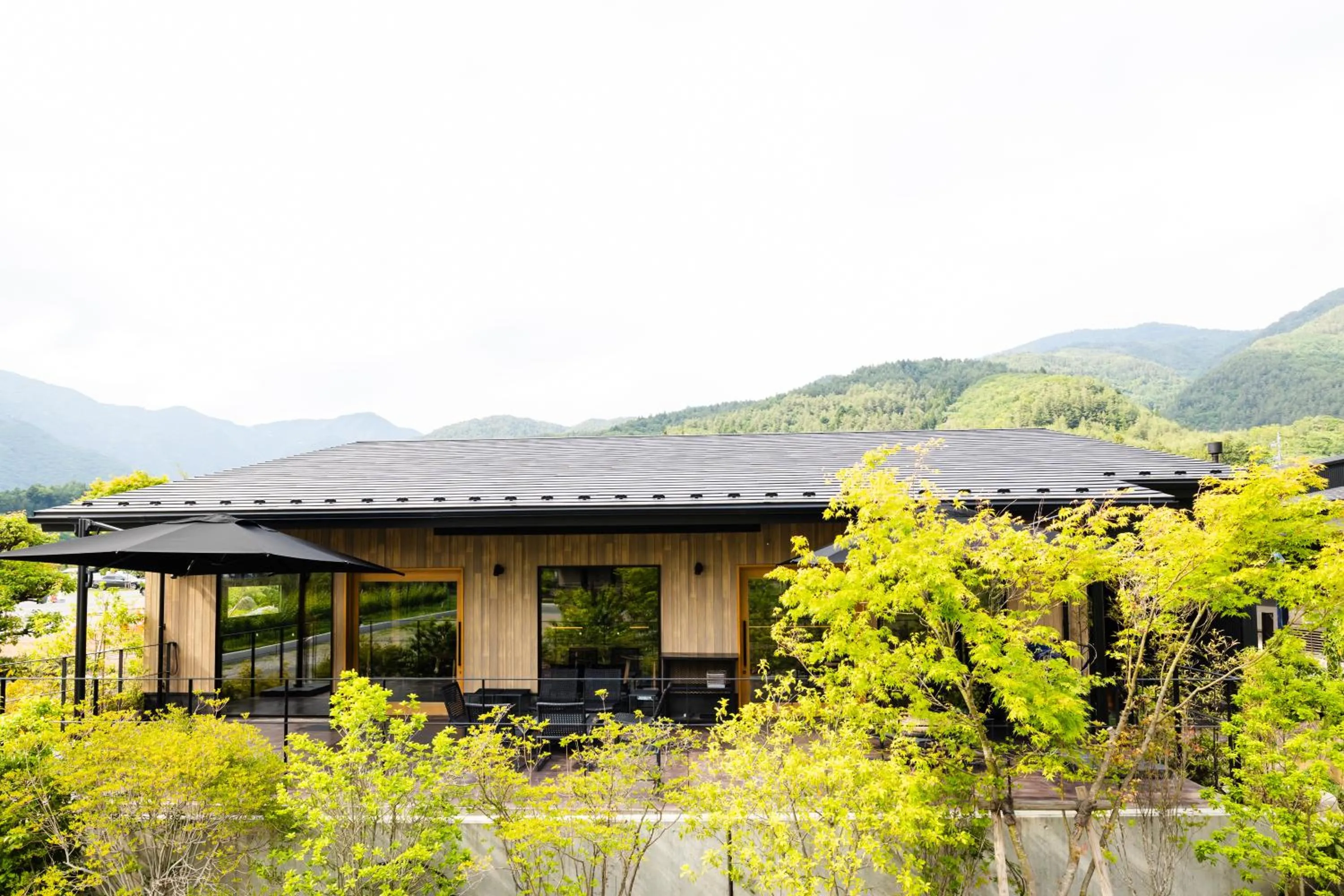 Restaurant/places to eat in 7c villa and winery