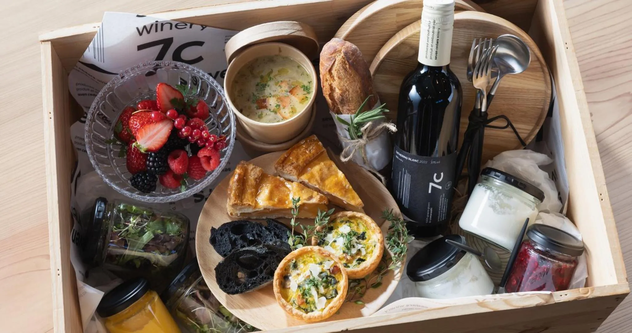 Breakfast in 7c villa and winery