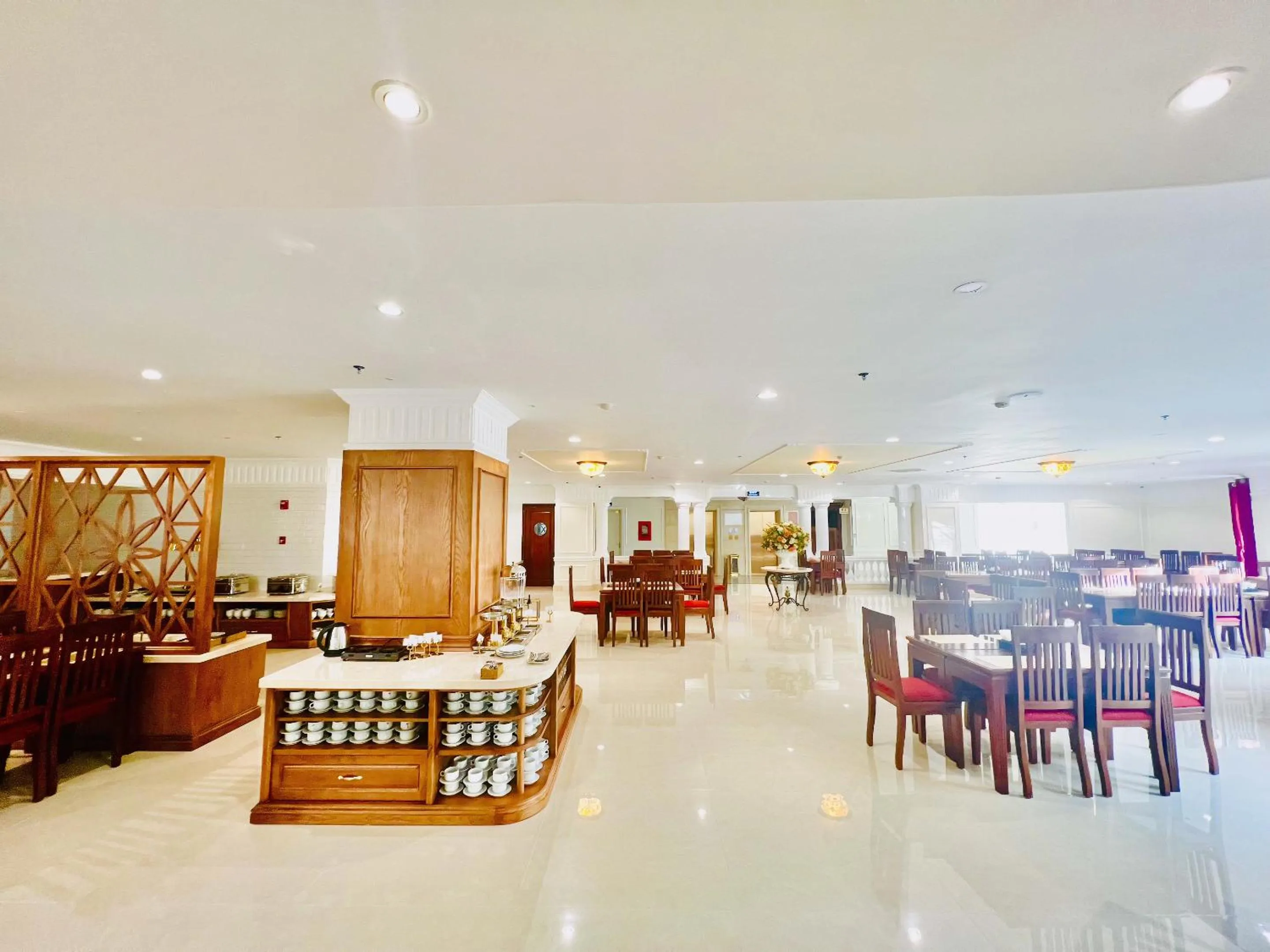 Restaurant/places to eat in CALYSSA HOTELS & VILLAGE