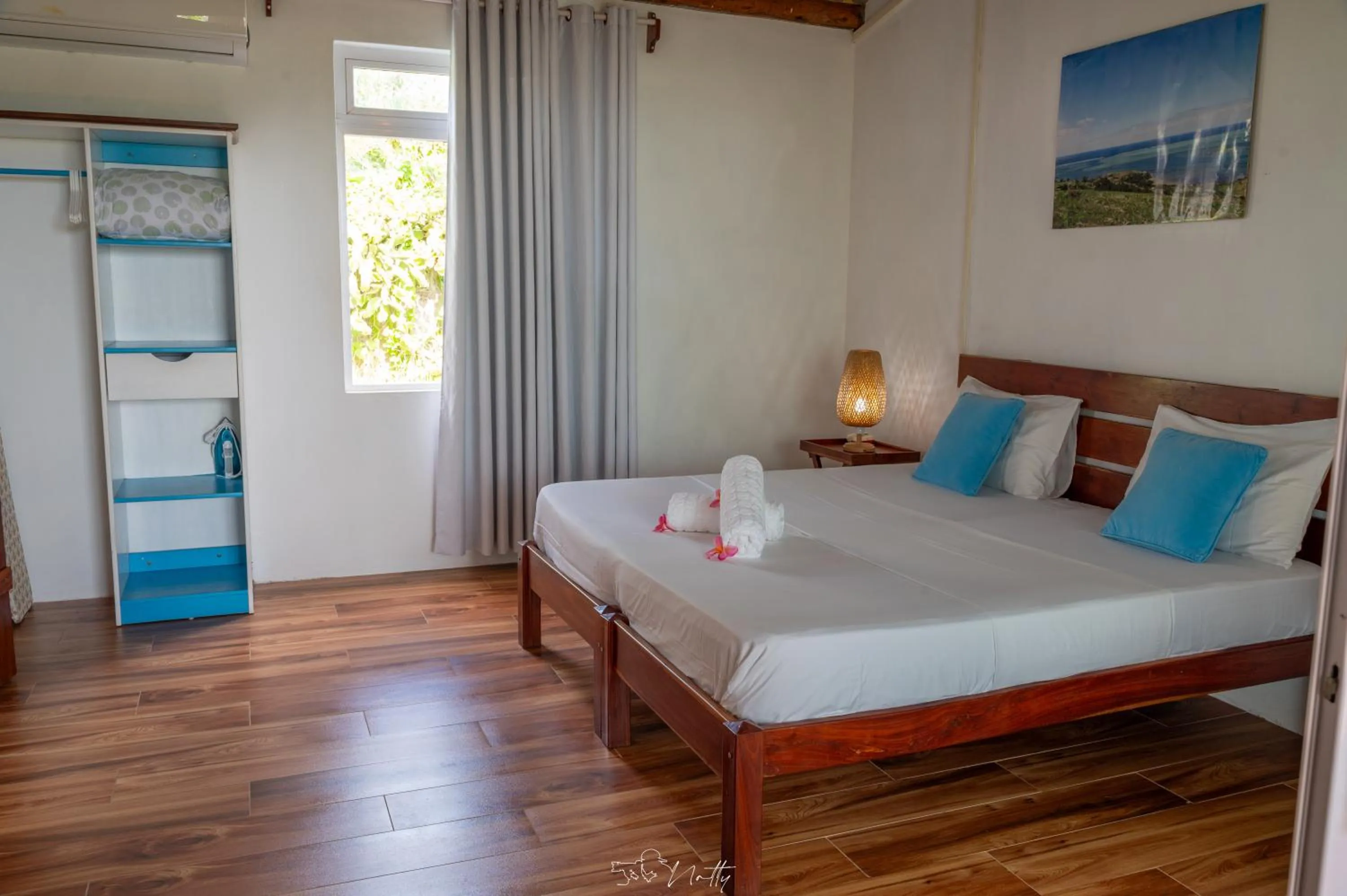 Bedroom, Bed in Residence Foulsafat