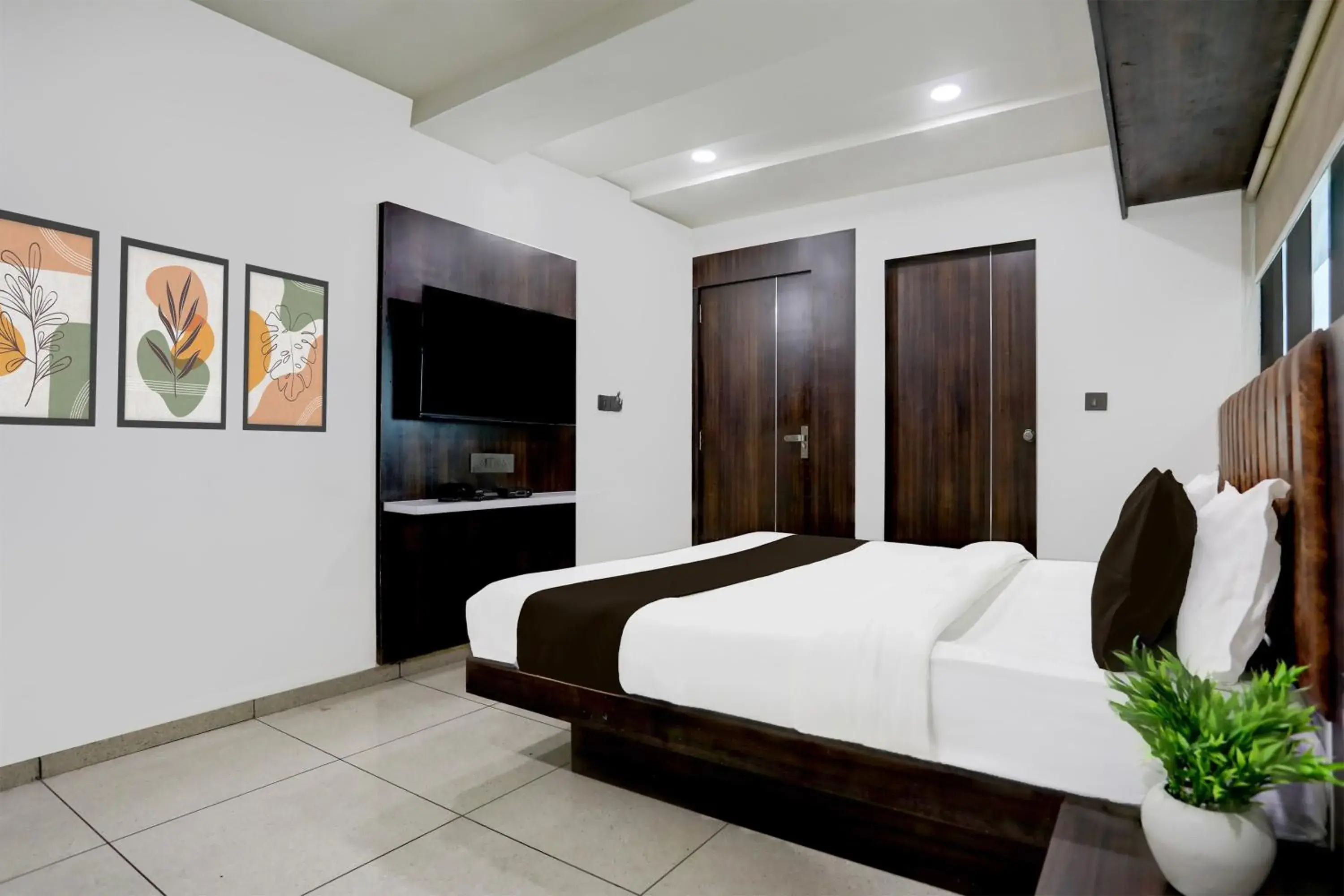 Super Hotel O Nana Chiloda Near Airport Formerly Green Valley Super Hotel O Nana Chiloda Near Airport Formerly Green Valley