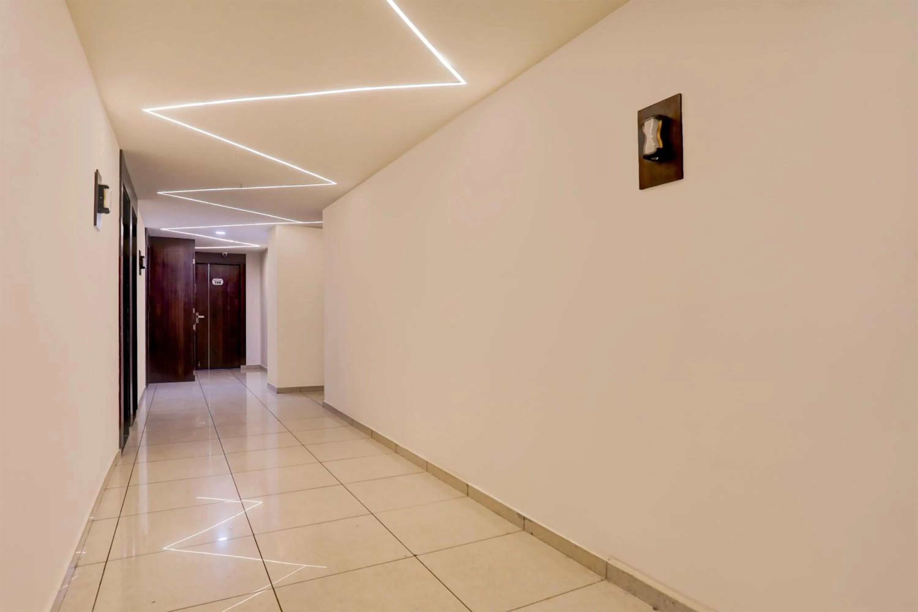 Lobby or reception in Super Hotel O Nana Chiloda Near Airport Formerly Green Valley