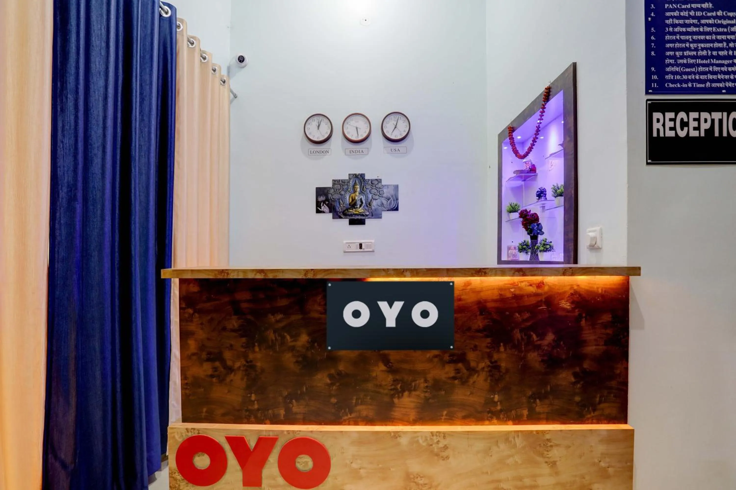 Lobby or reception in Hotel O Blue Moon