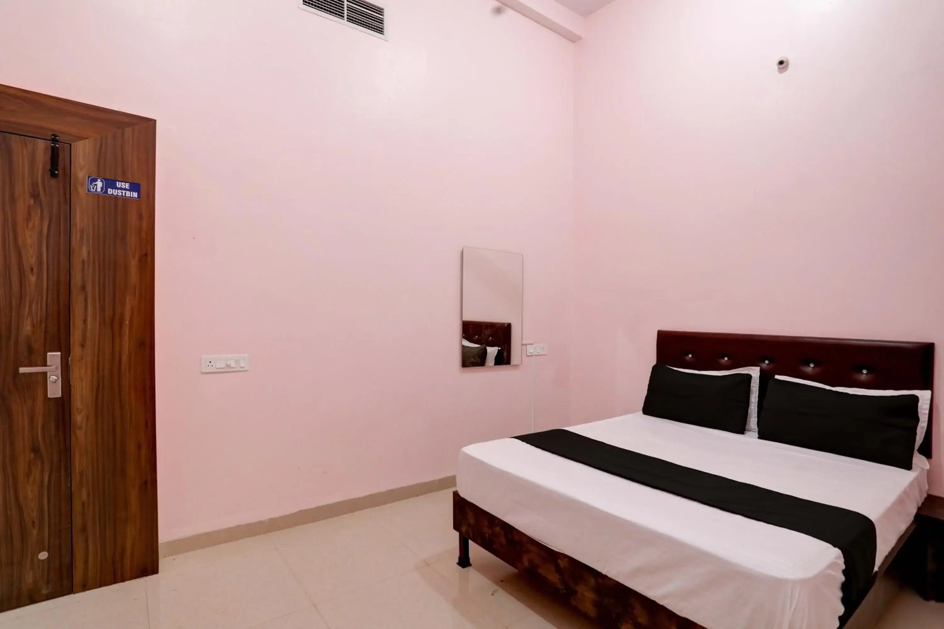 Bedroom, Bed in Hotel O Blue Moon Bedroom, Bed in Hotel O Blue Moon