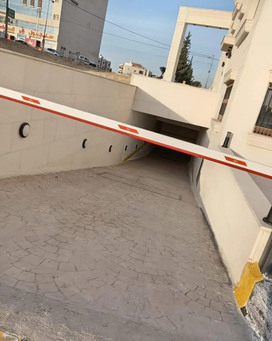 Parking in Alshakreen suites