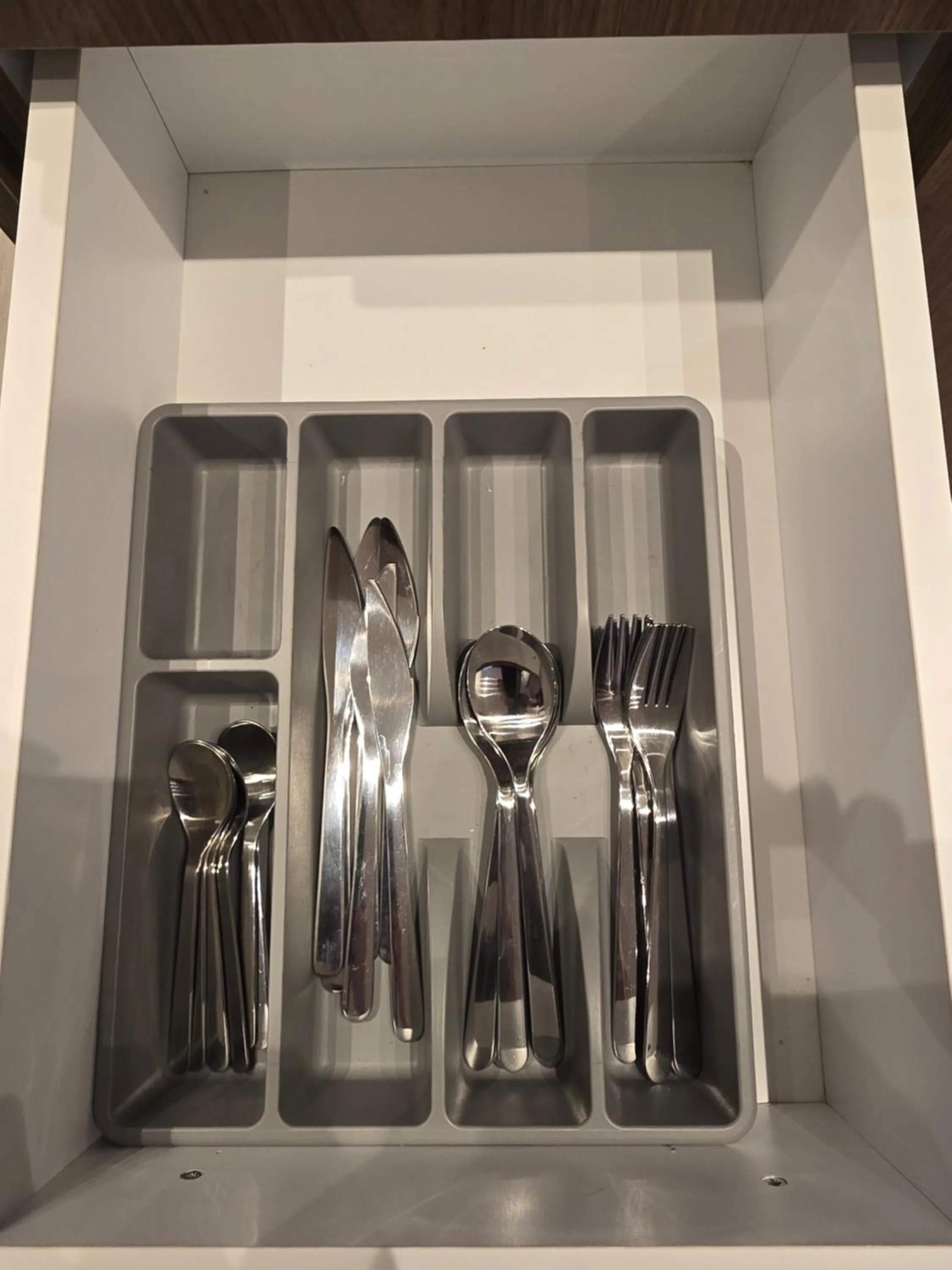Kitchen or kitchenette in Alshakreen suites