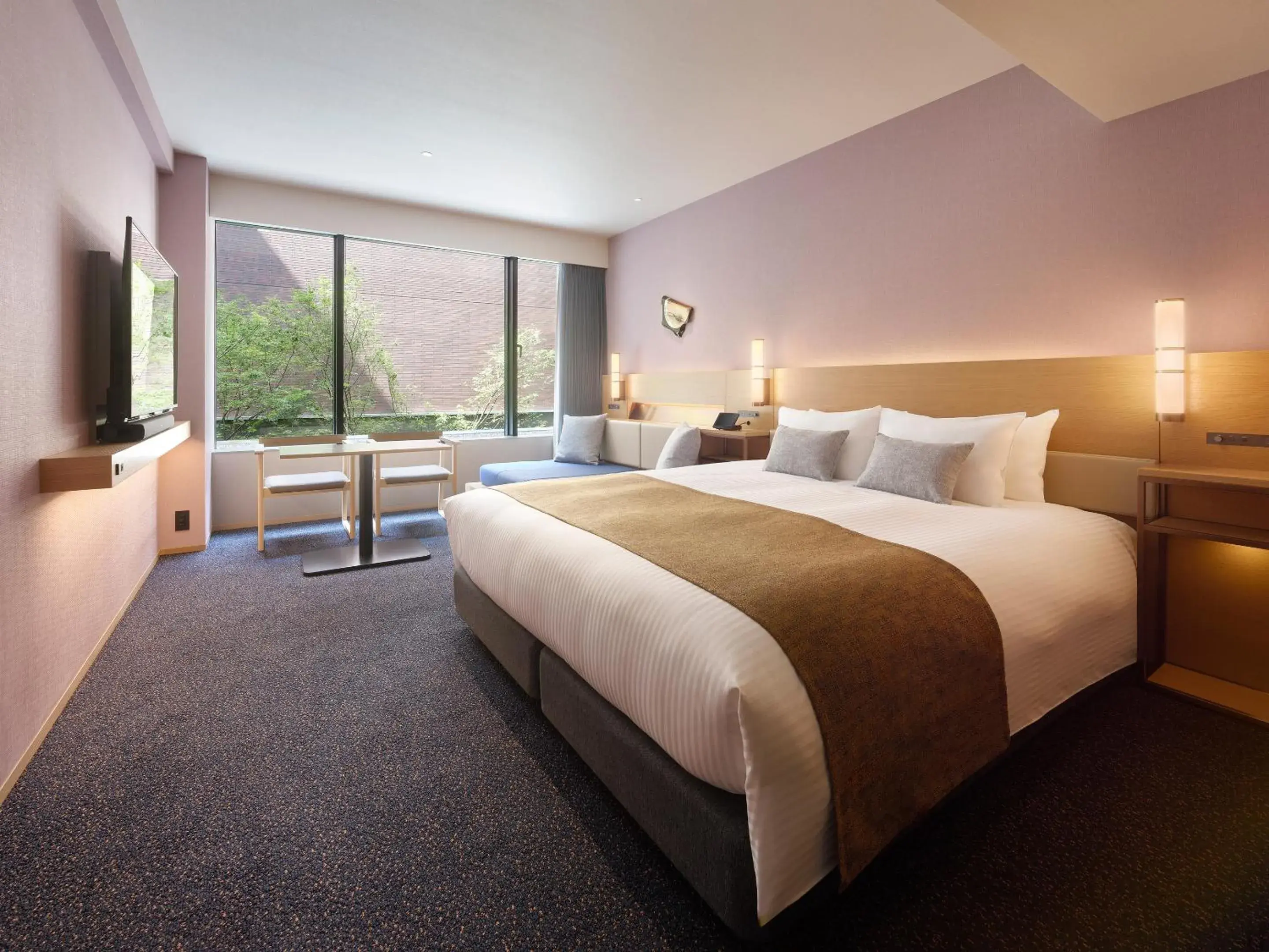 Photo of the whole room, Bed in Mitsui Garden Hotel Kyoto Sanjo PREMIER Photo of the whole room, Bed in Mitsui Garden Hotel Kyoto Sanjo PREMIER