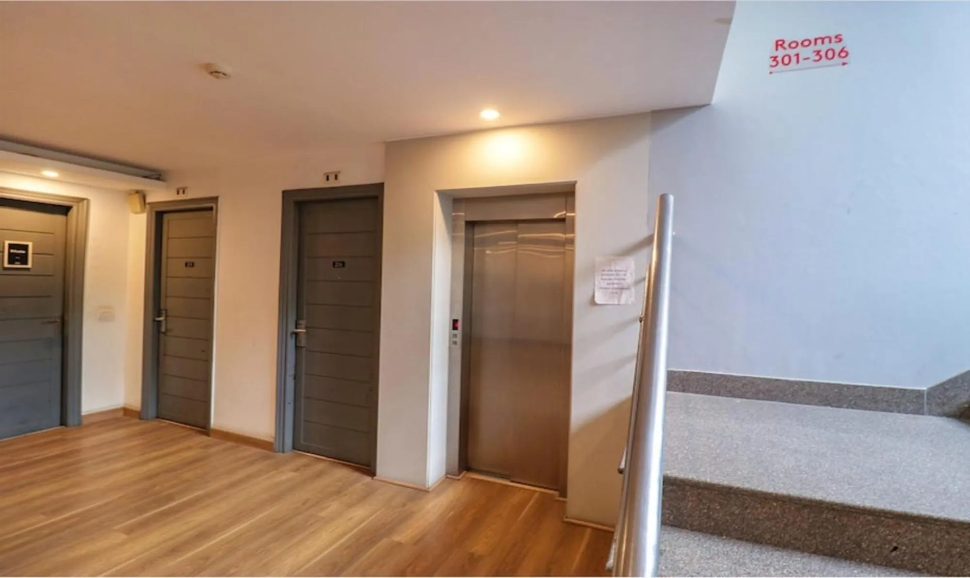 Lobby or reception in FabHotel Majestic JPM I