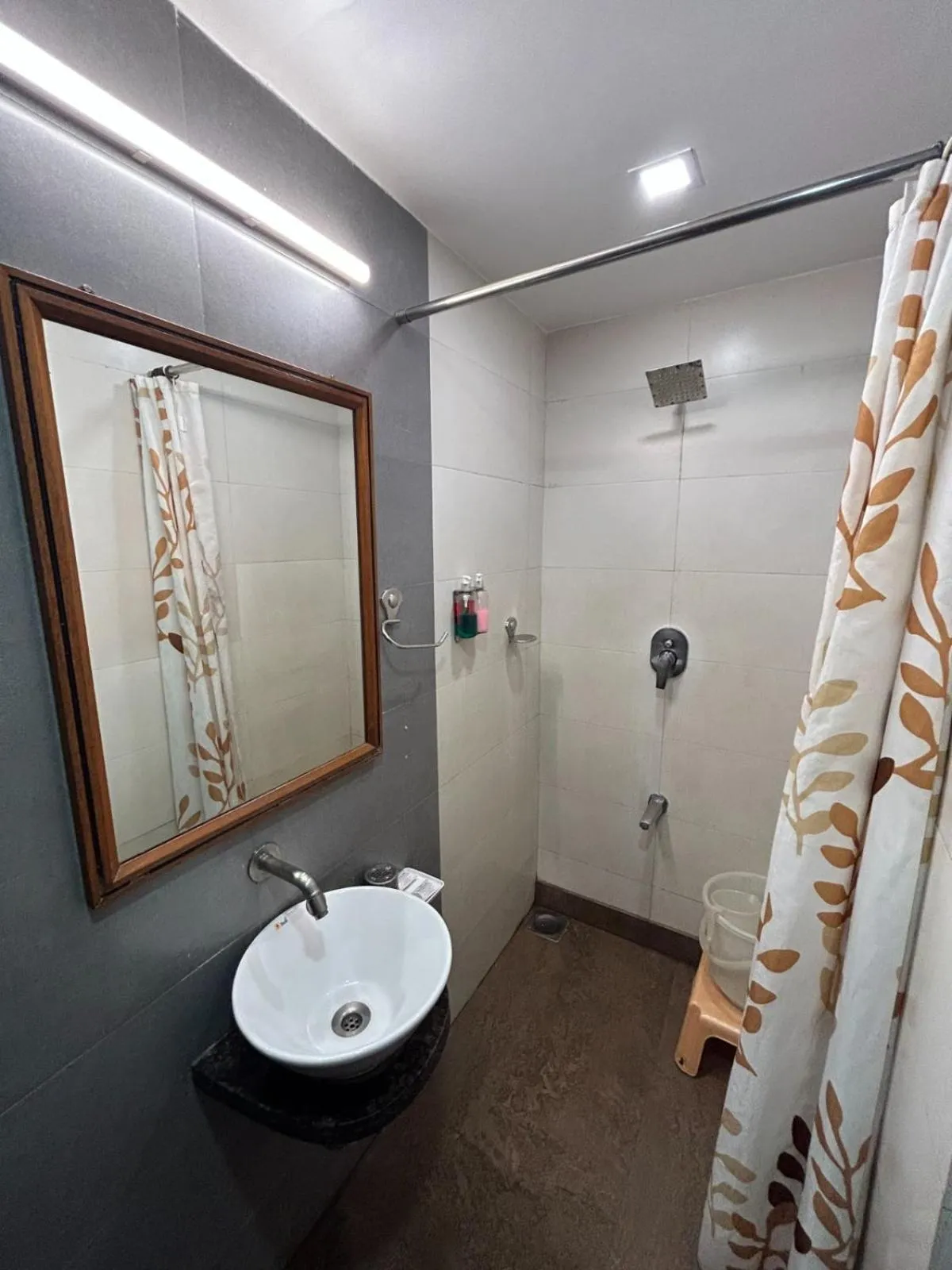 Bathroom in Hotel The Excellency