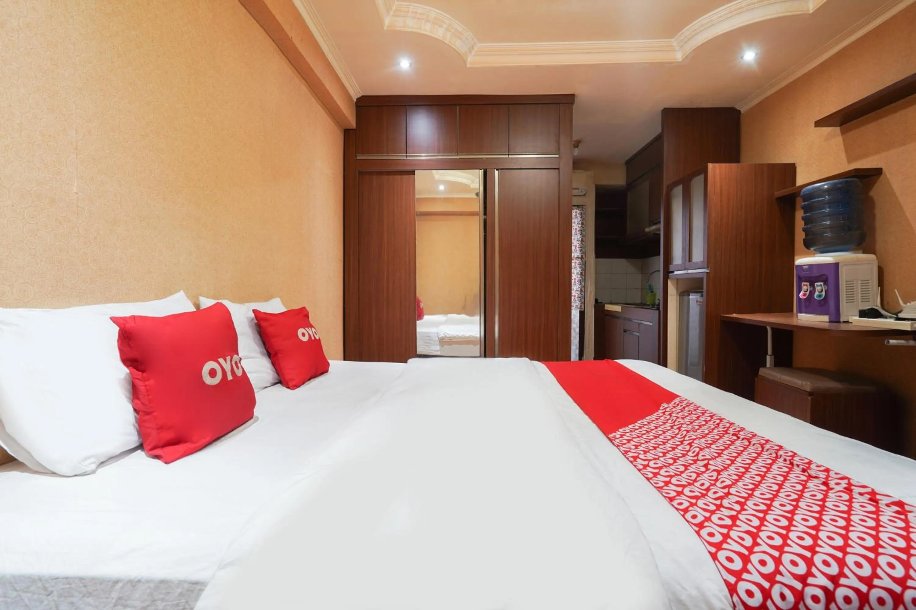 Bedroom, Bed in OYO 93545 Gateway Cicadas Apartment By Barbie Homestay