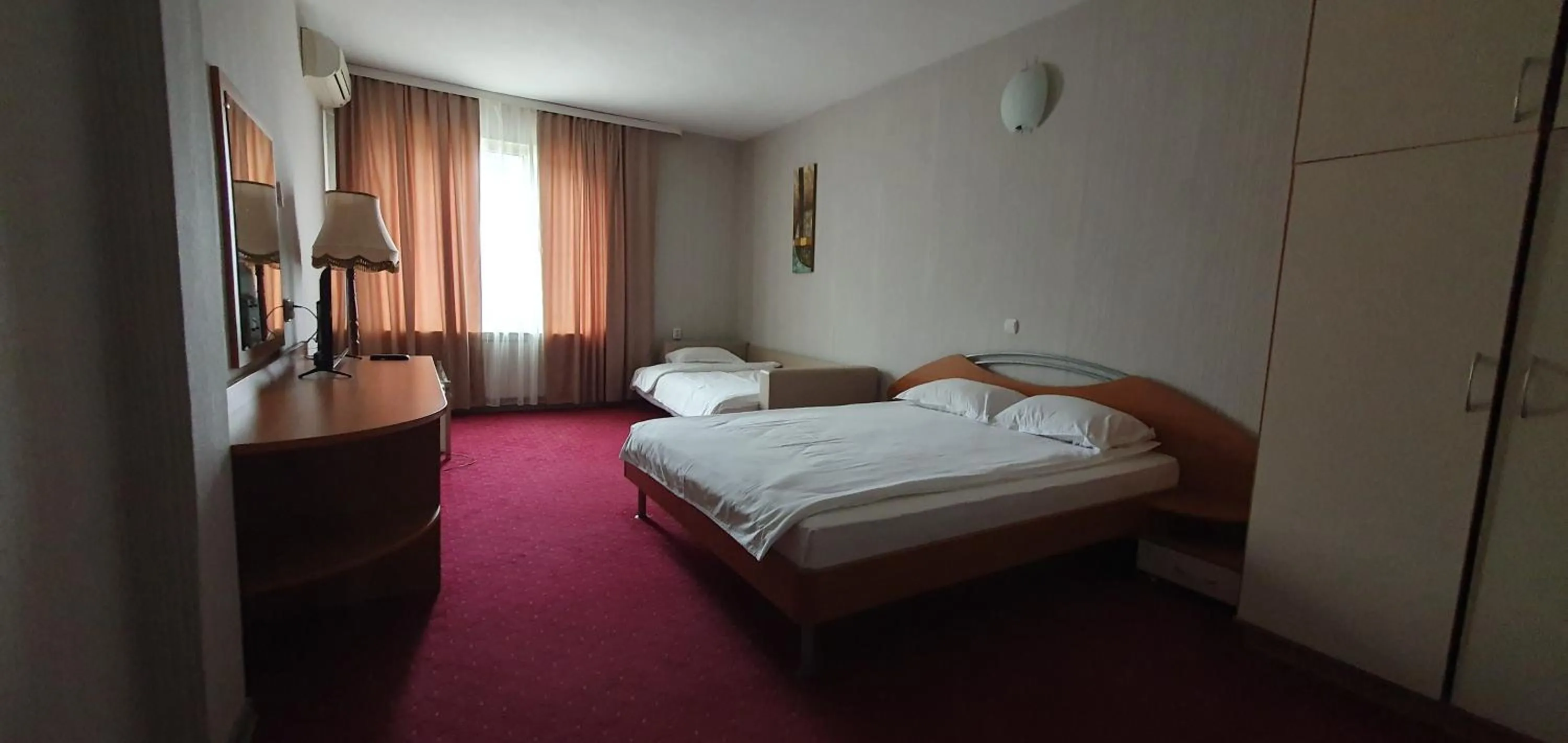 Family Room in Motel Monza