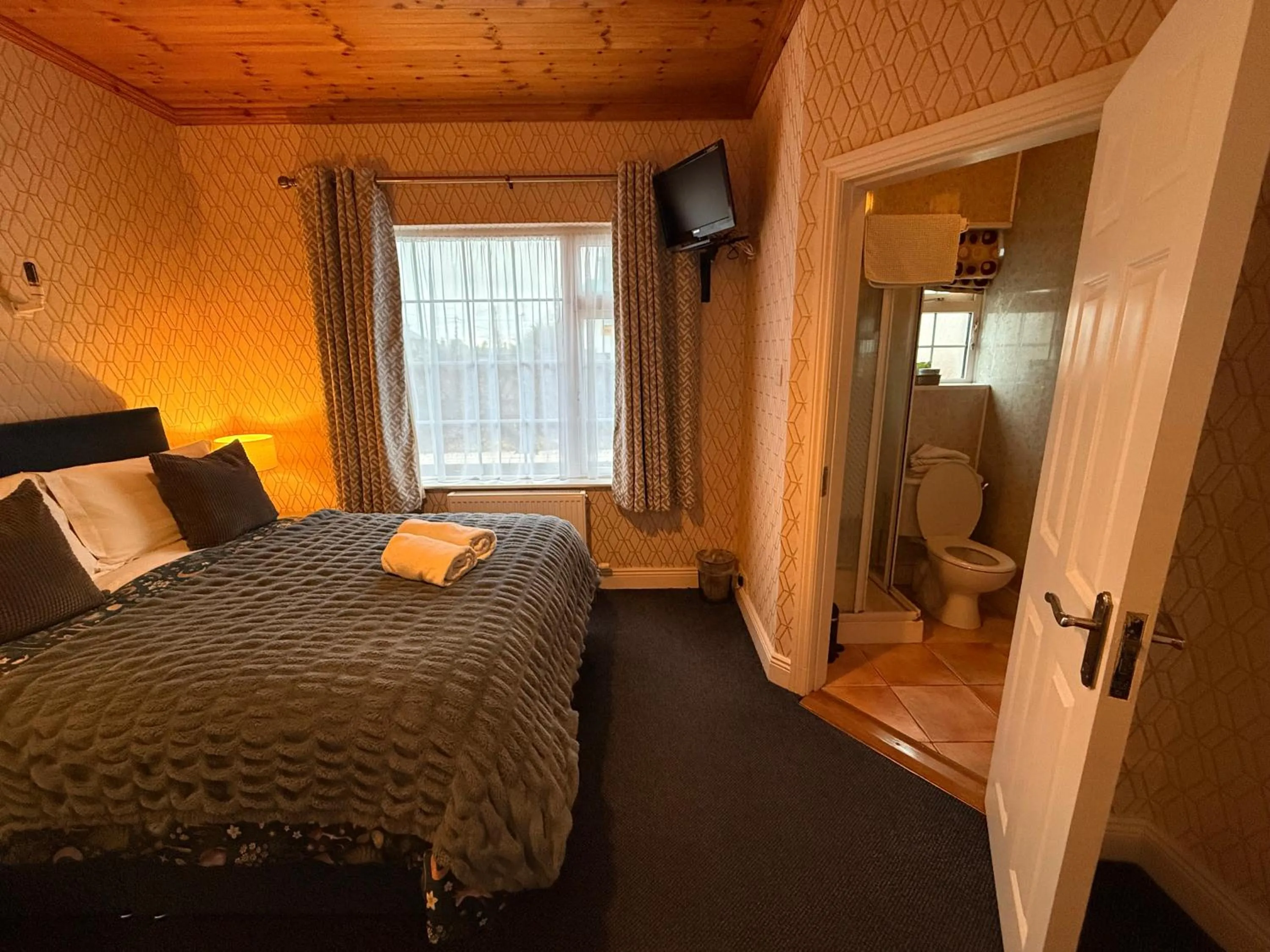 Bed in St Anthonys B&B
