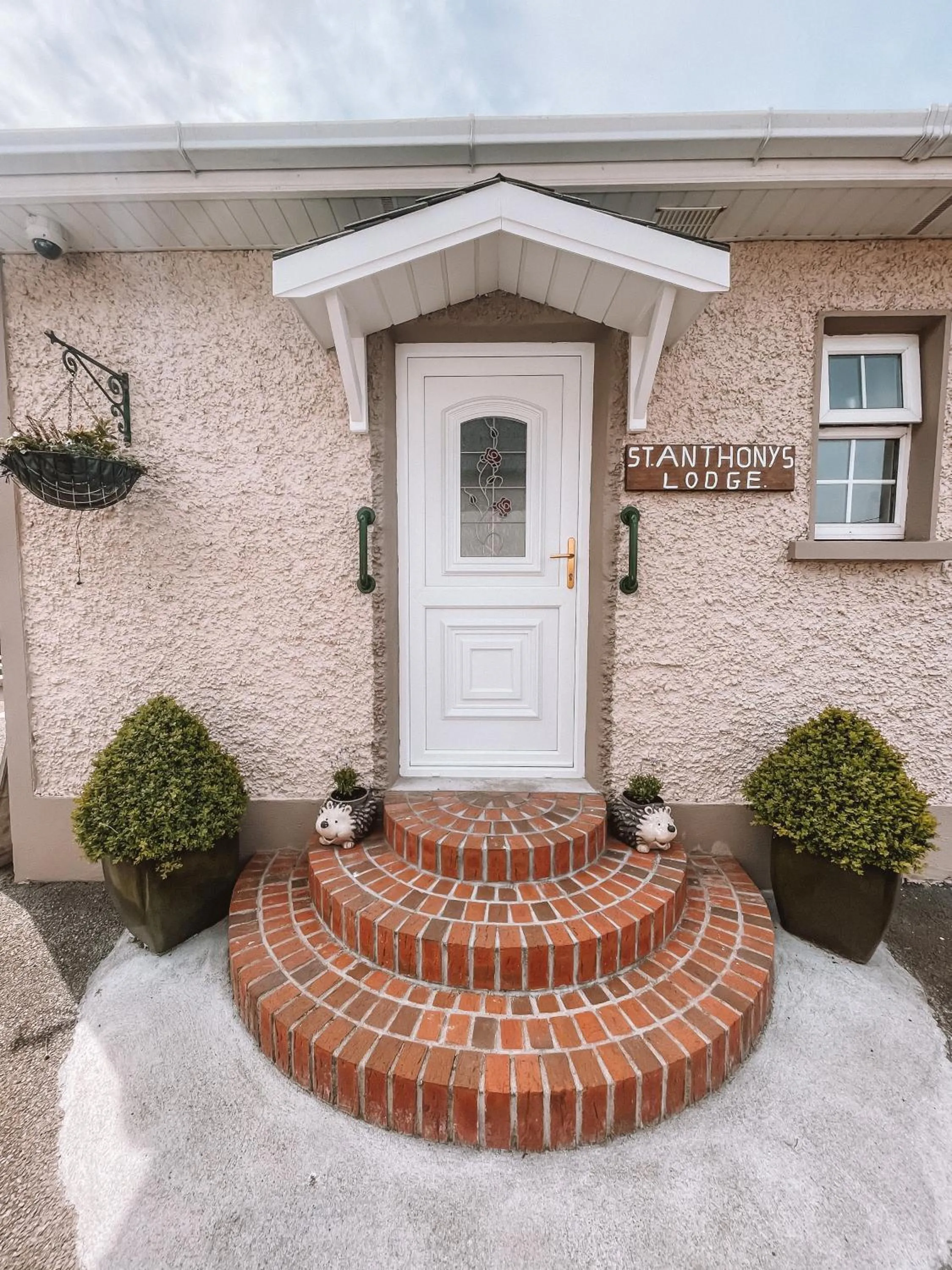 Facade/entrance in St Anthonys B&B