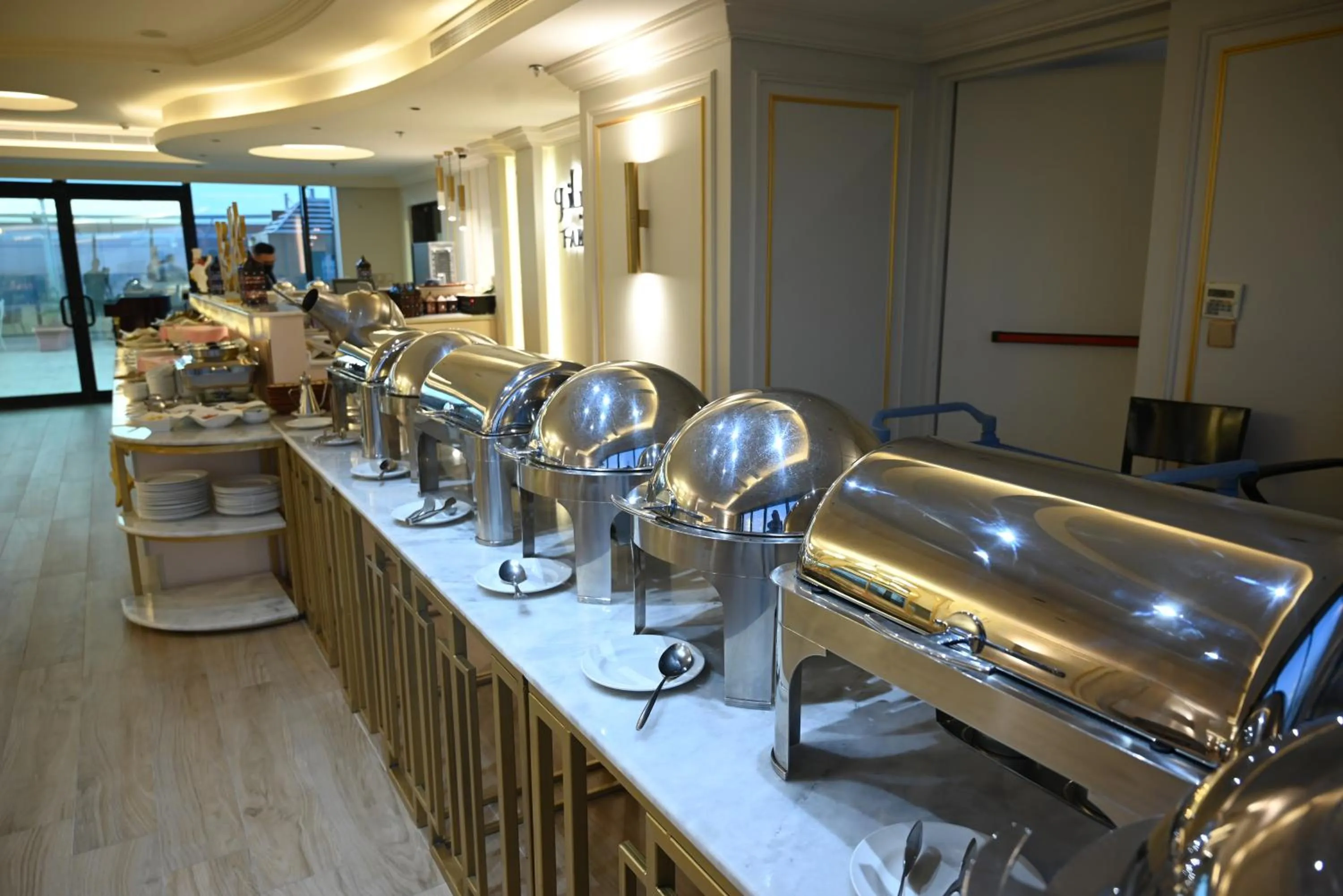 Restaurant/places to eat in شقق بلاتينيوم السبعين للشقق المخدومة