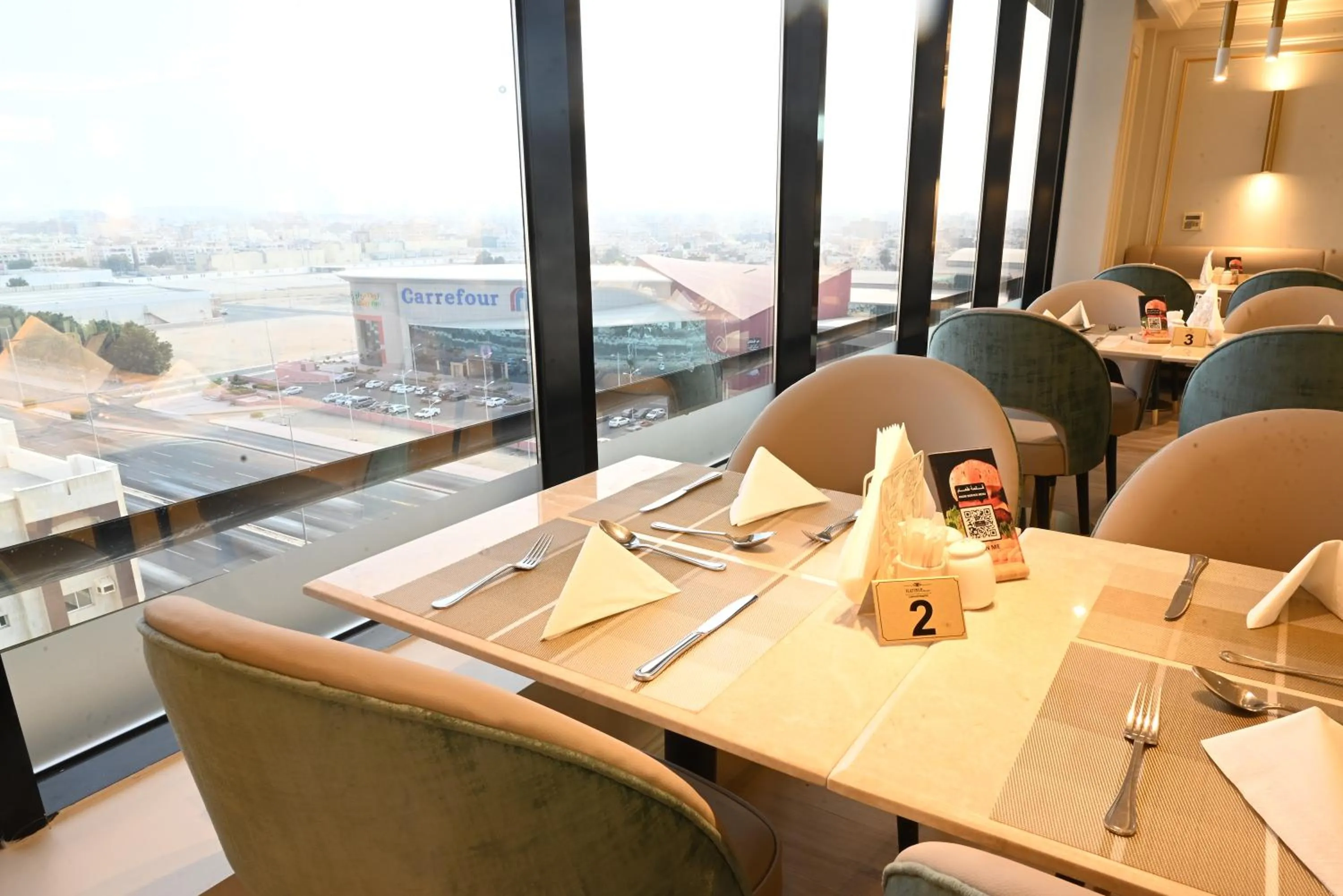 Restaurant/places to eat in شقق بلاتينيوم السبعين للشقق المخدومة