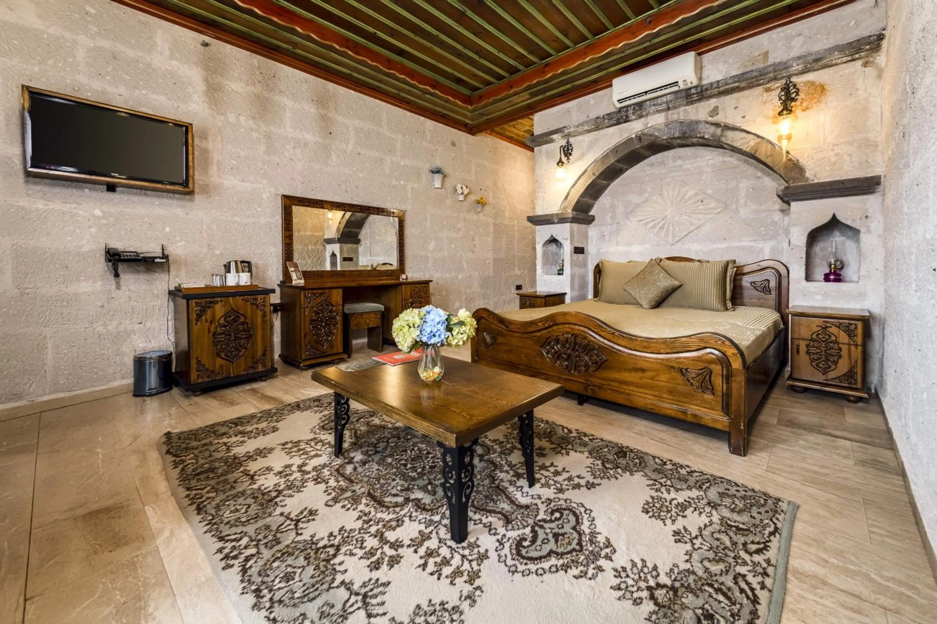 Bed in Cappadocia Inn Cave Hotel