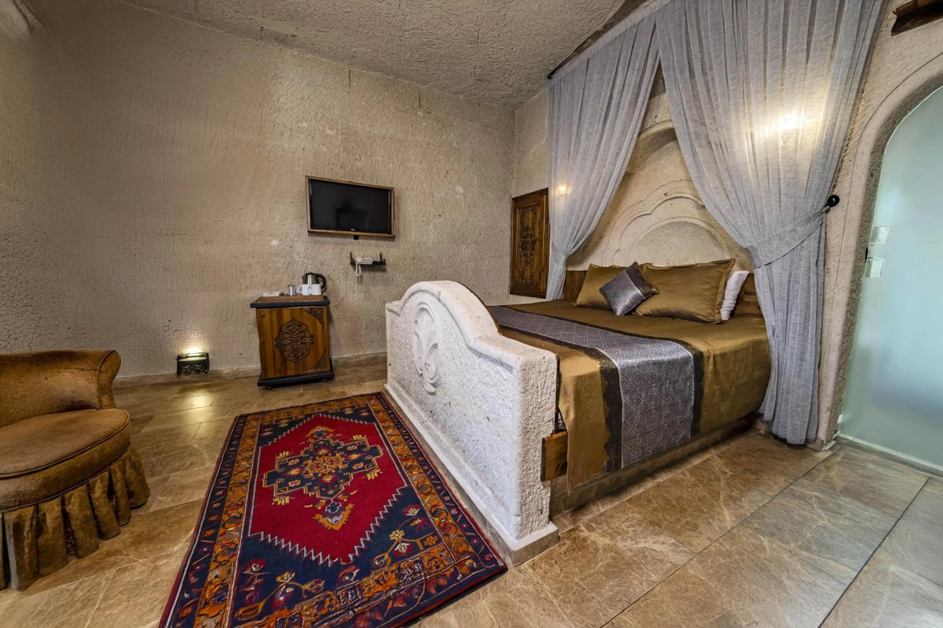 Bed in Cappadocia Inn Cave Hotel