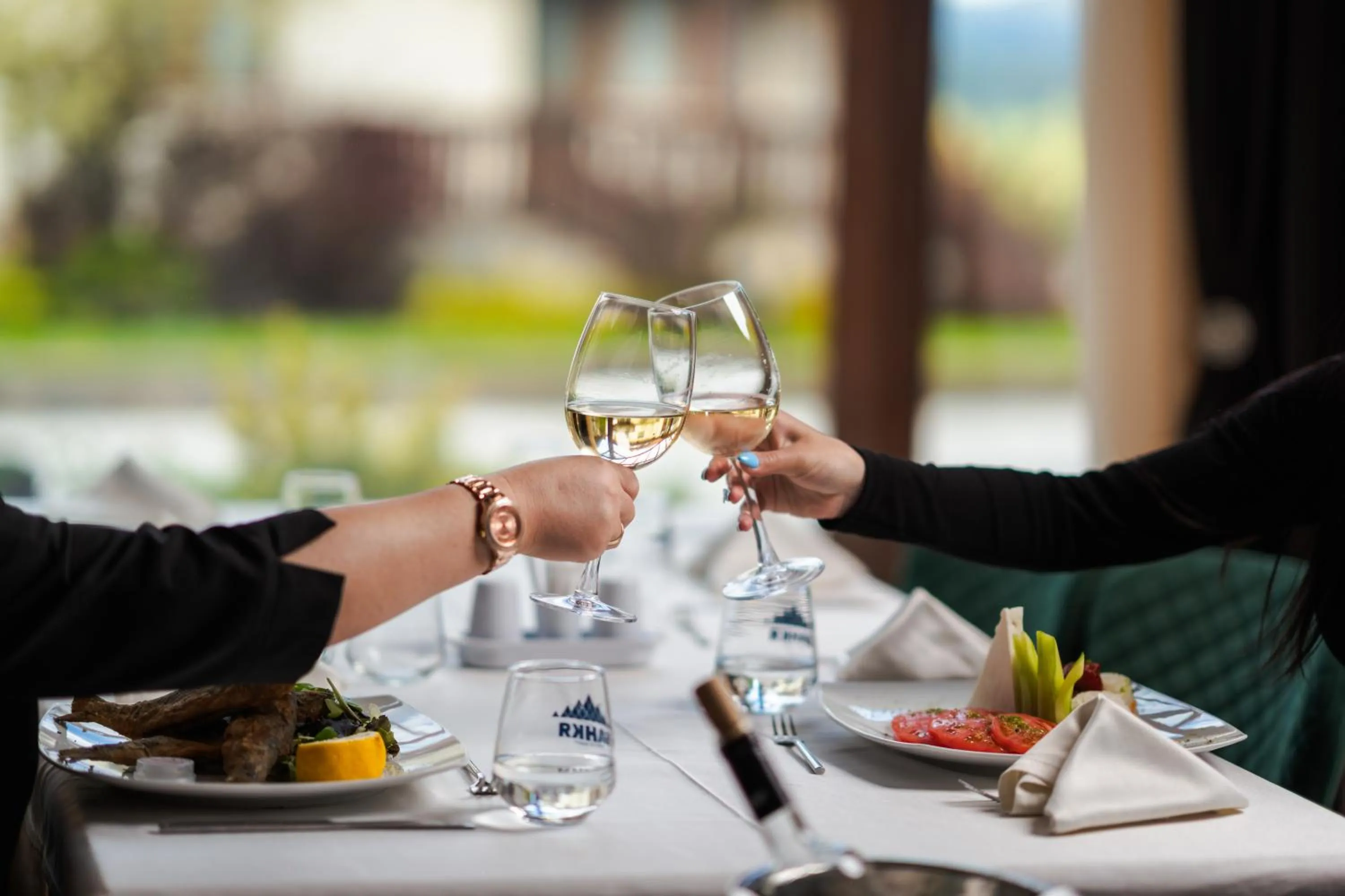 Restaurant/places to eat in Paradise SPA Hotel