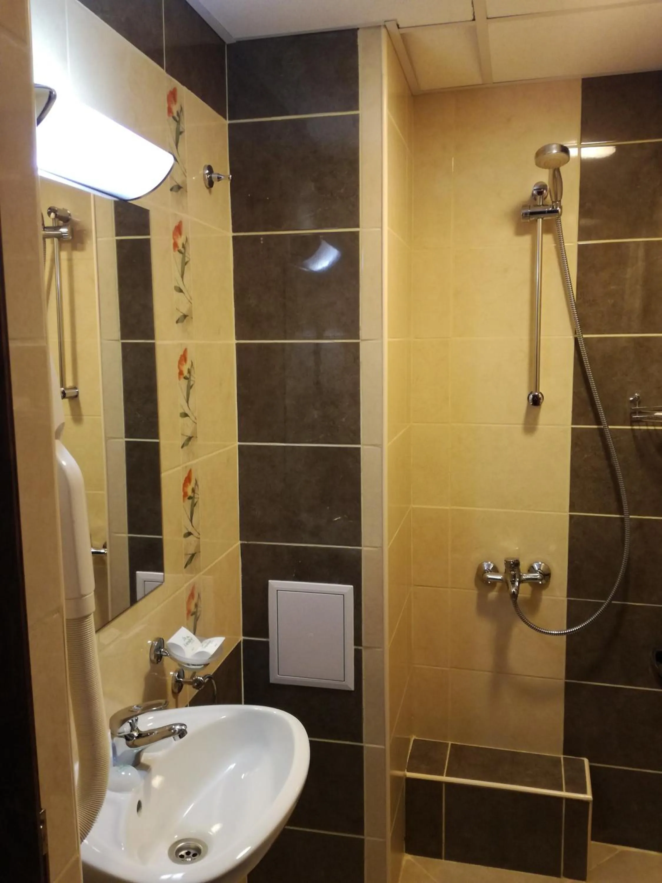 Bathroom in Paradise SPA Hotel